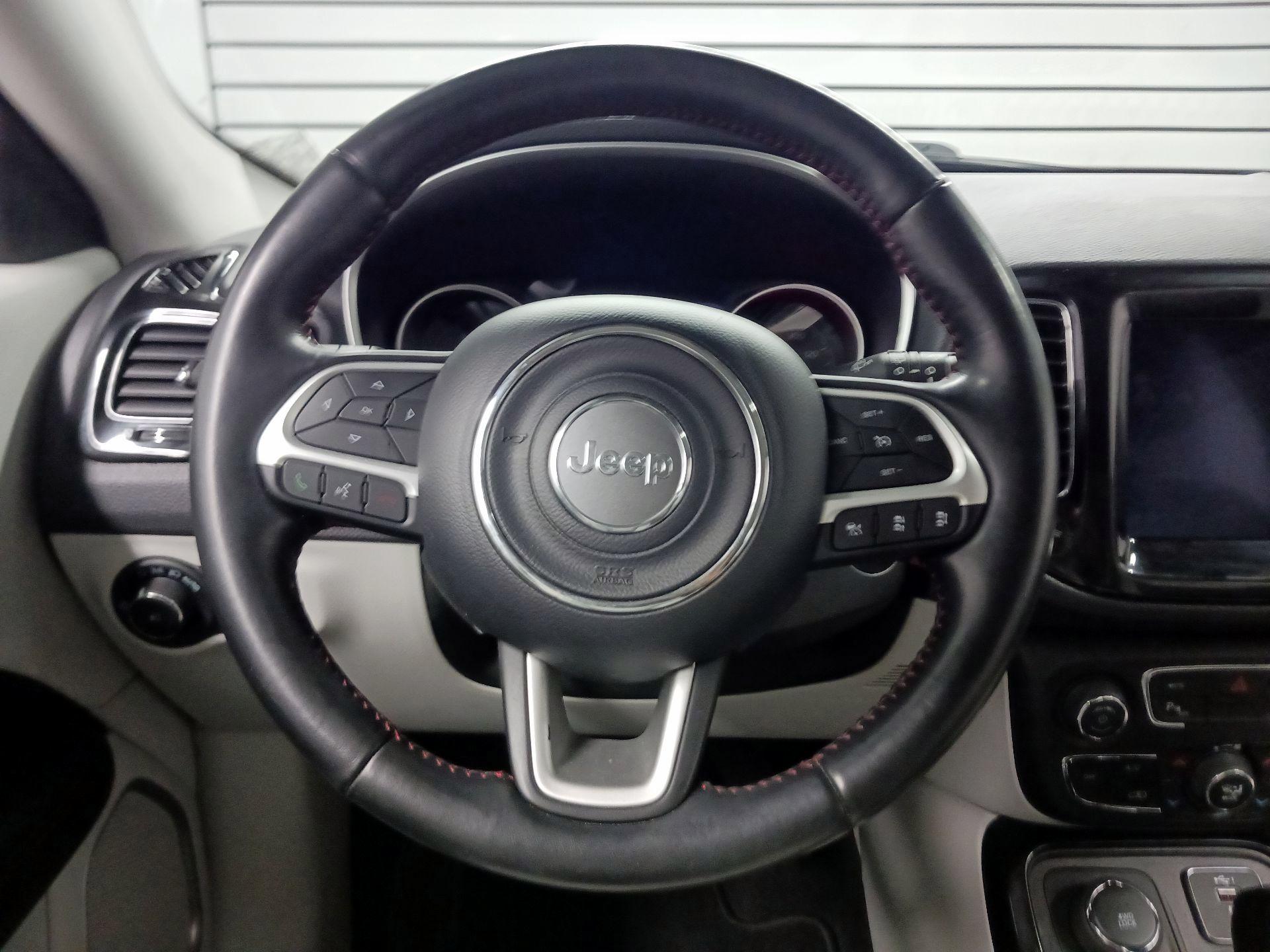 Thumbnail: 2021 Jeep Compass - 10