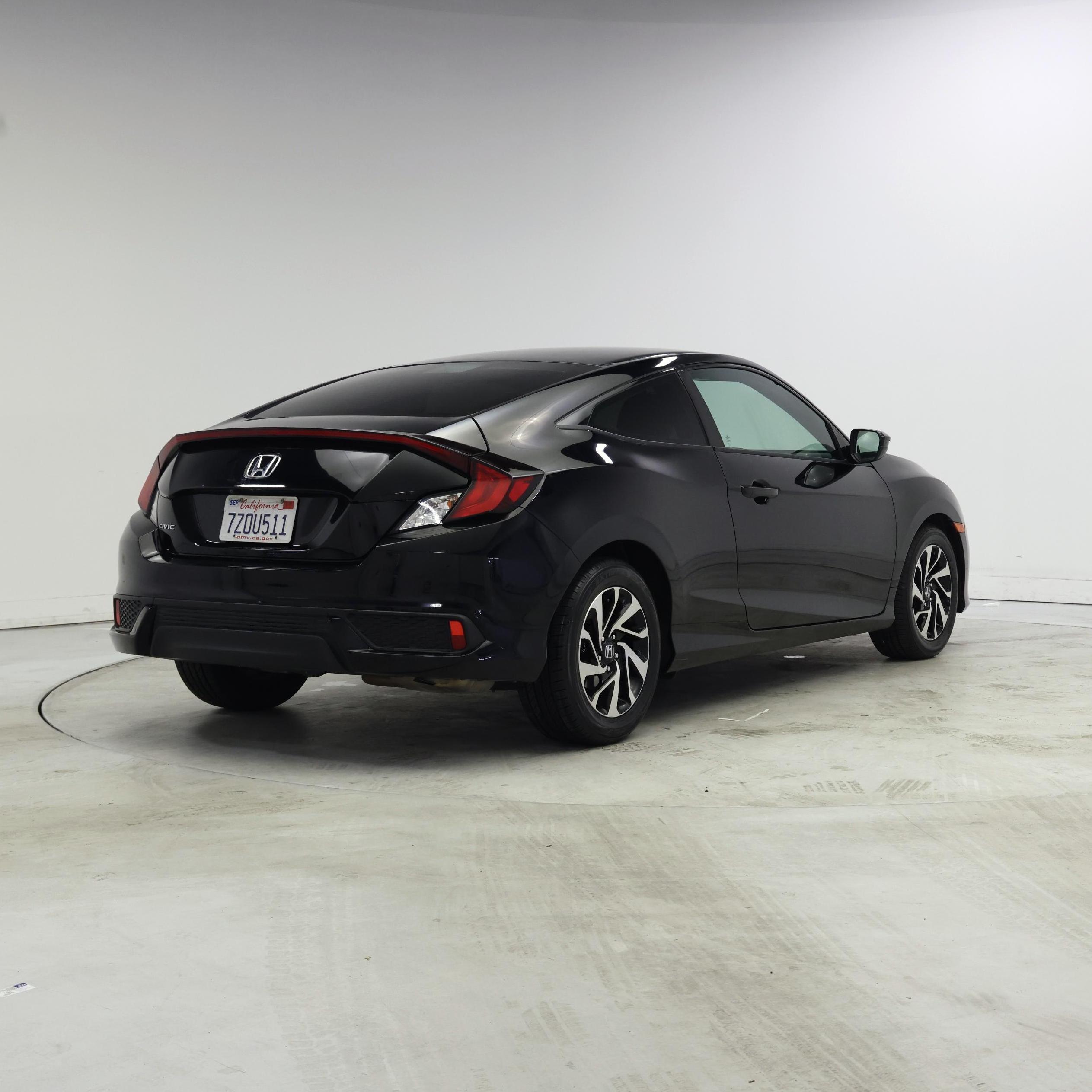 Thumbnail: 2017 Honda Civic - 8