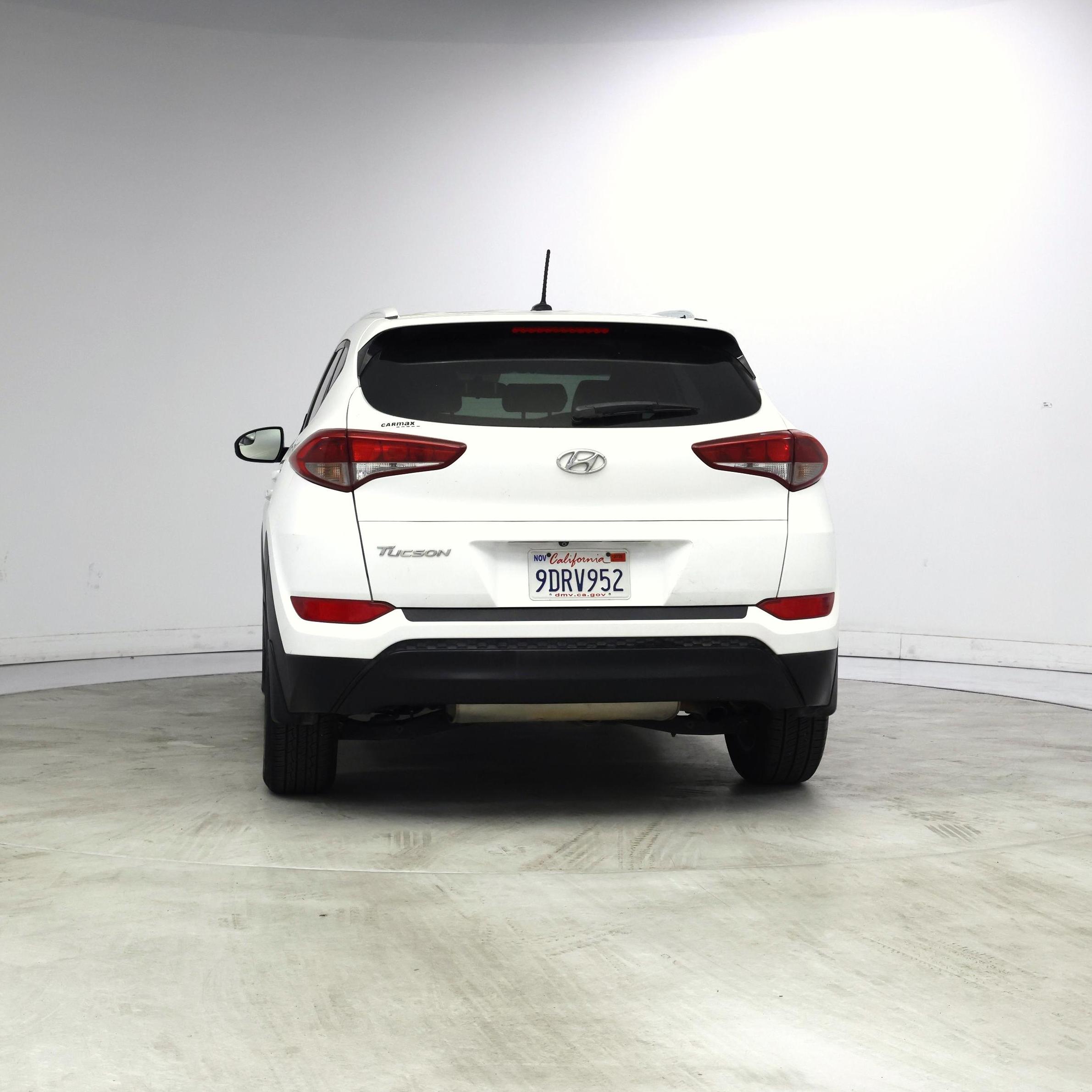 Thumbnail: 2016 Hyundai Tucson - 6