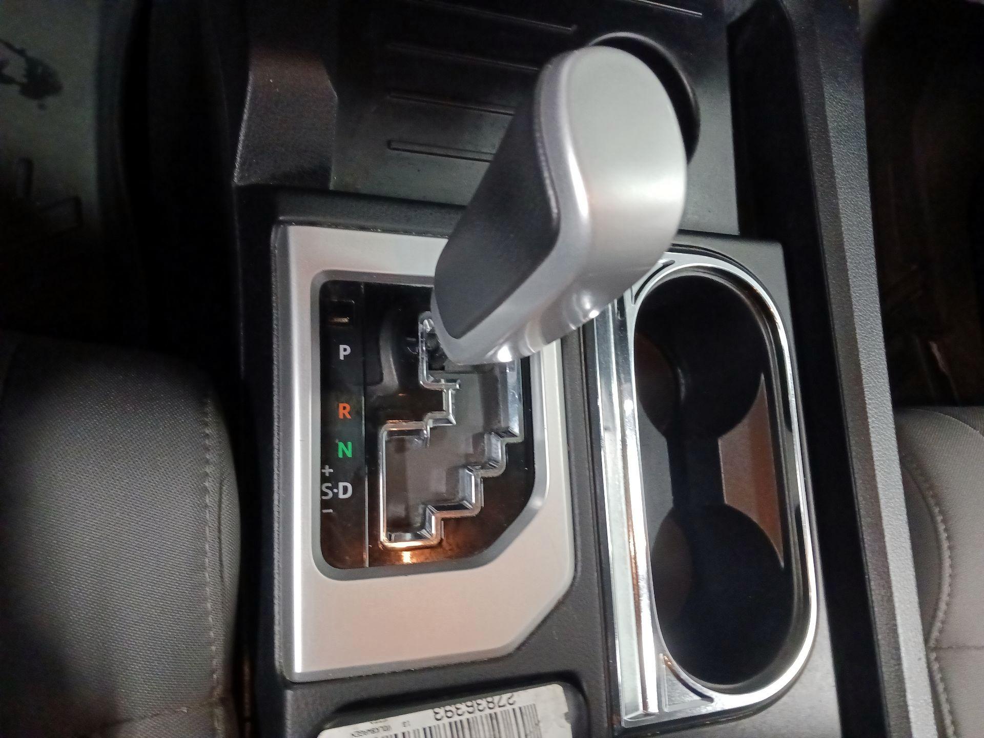 Thumbnail: 2014 Toyota Tundra - 17