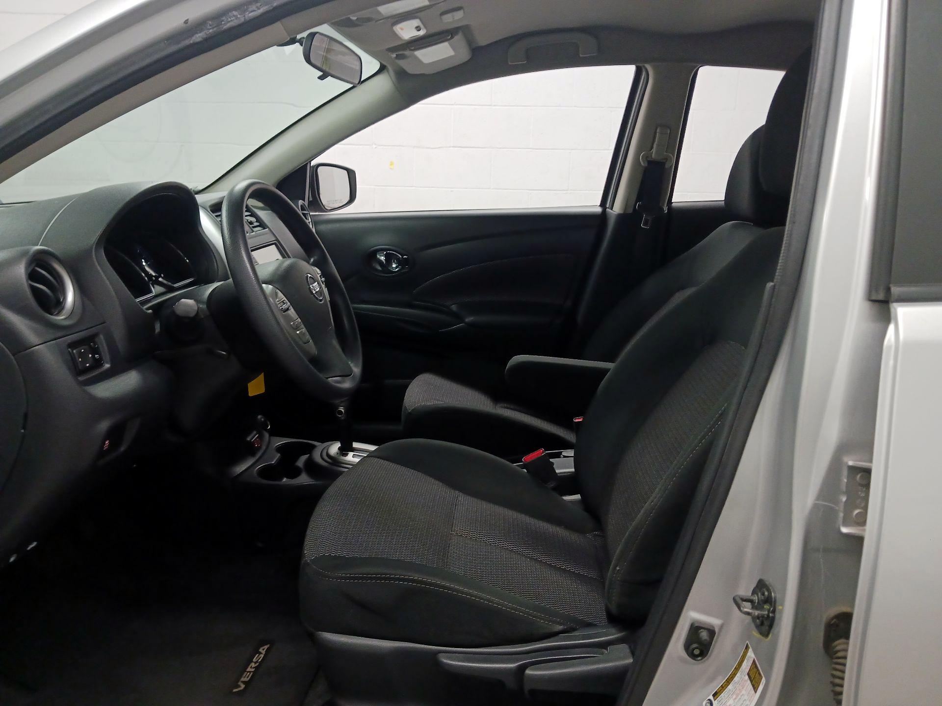 Thumbnail: 2019 Nissan Versa - 9