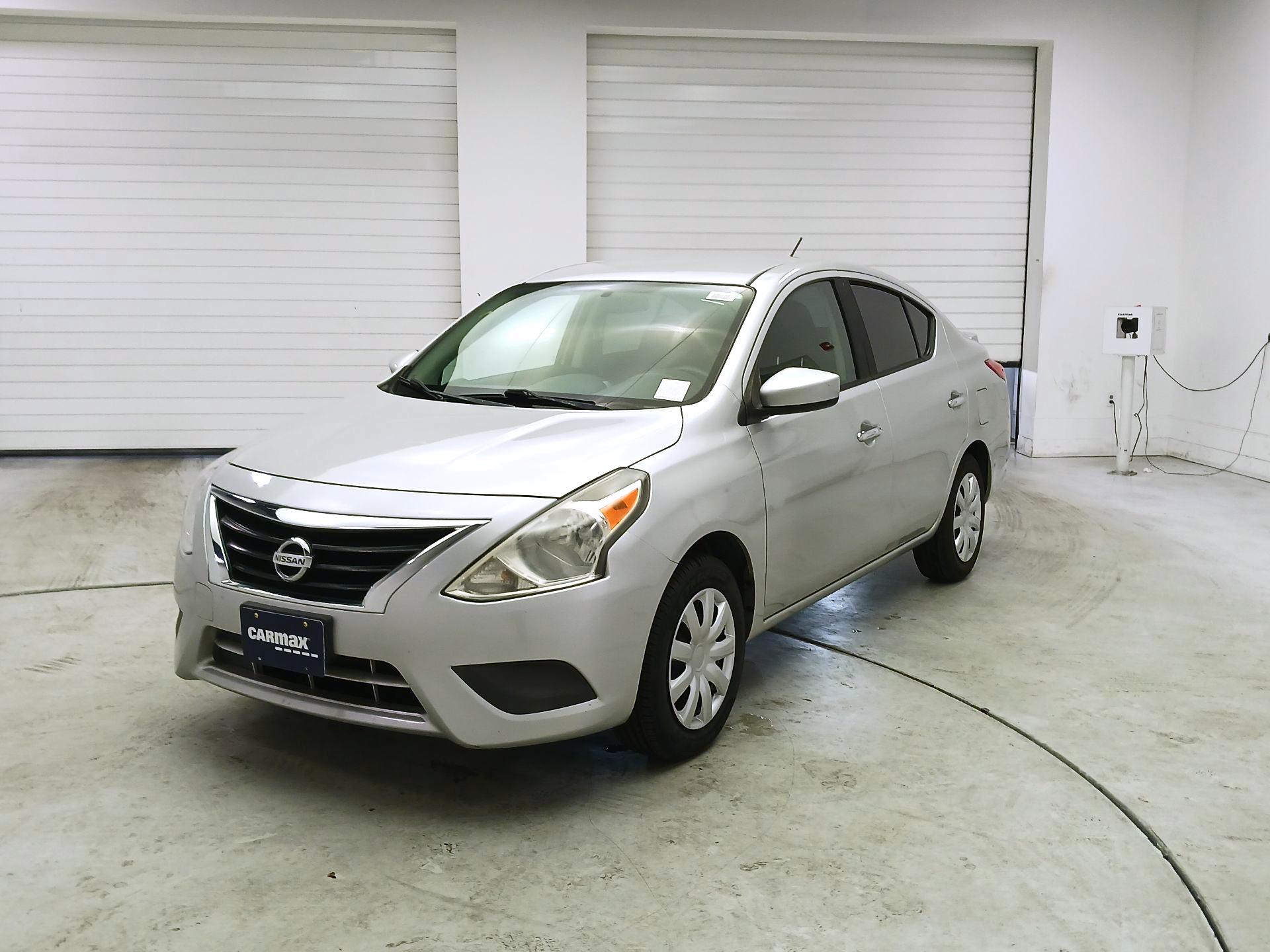 Thumbnail: 2019 Nissan Versa - 3