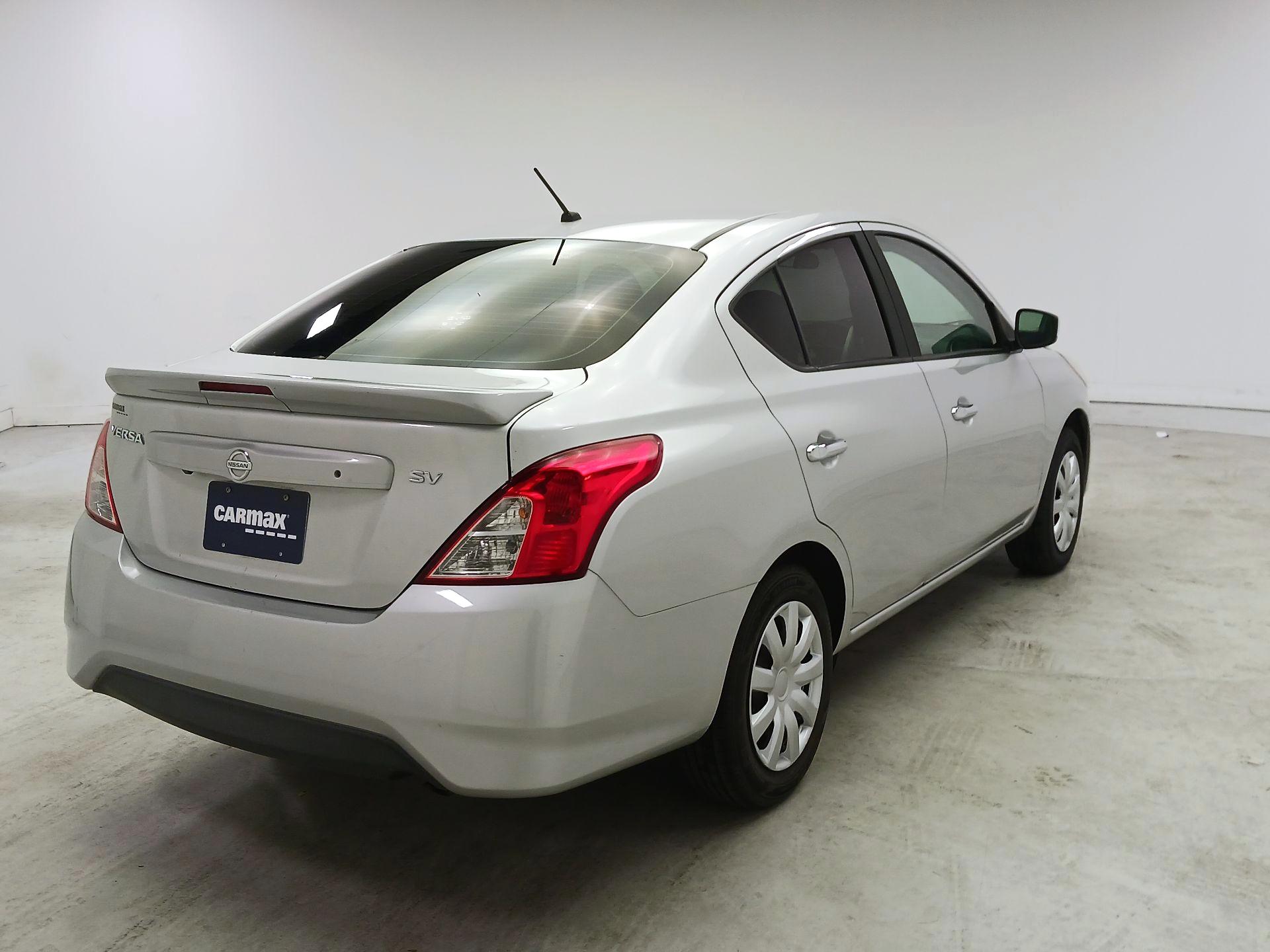 Thumbnail: 2019 Nissan Versa - 5