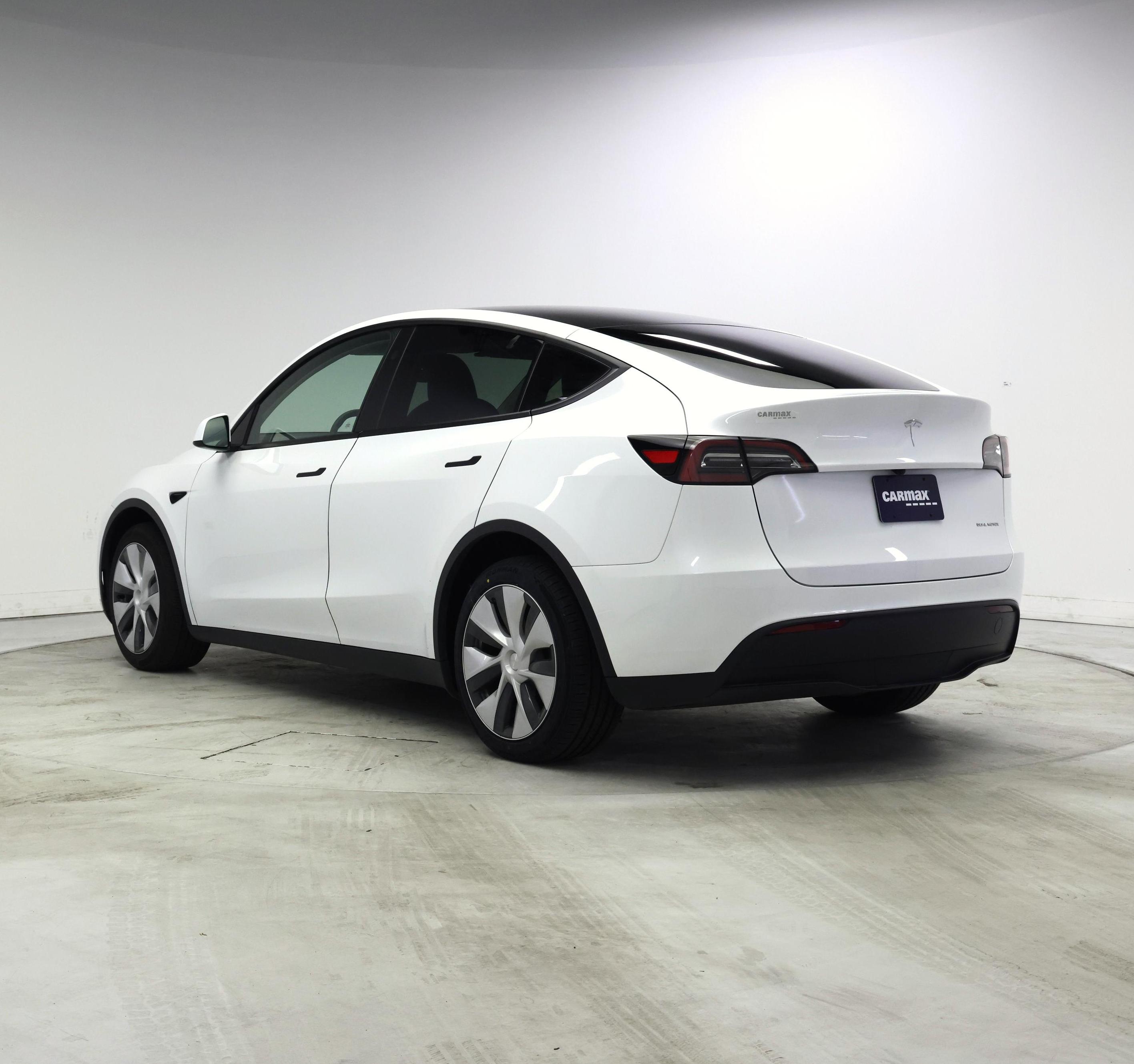Thumbnail: 2024 Tesla Model Y - 2