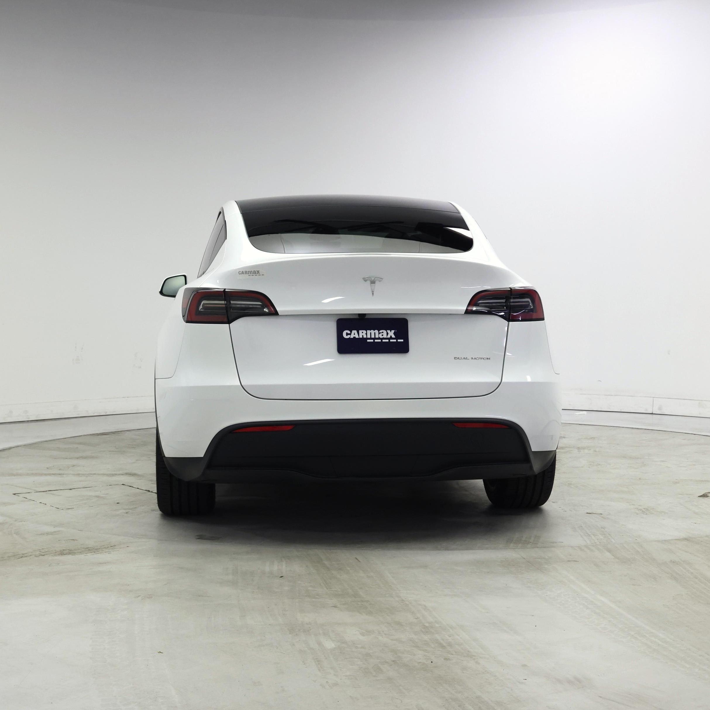 Thumbnail: 2024 Tesla Model Y - 6
