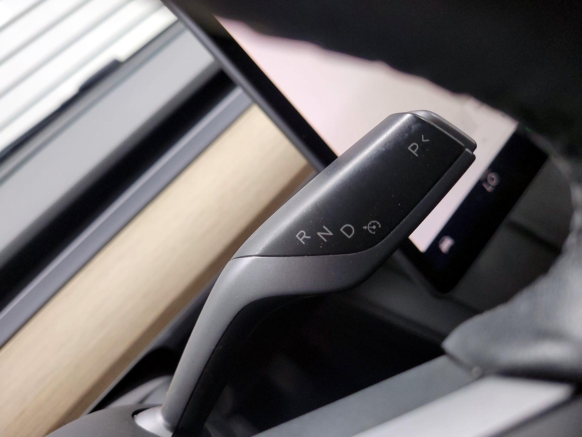 Thumbnail: 2023 Tesla Model 3 - 16