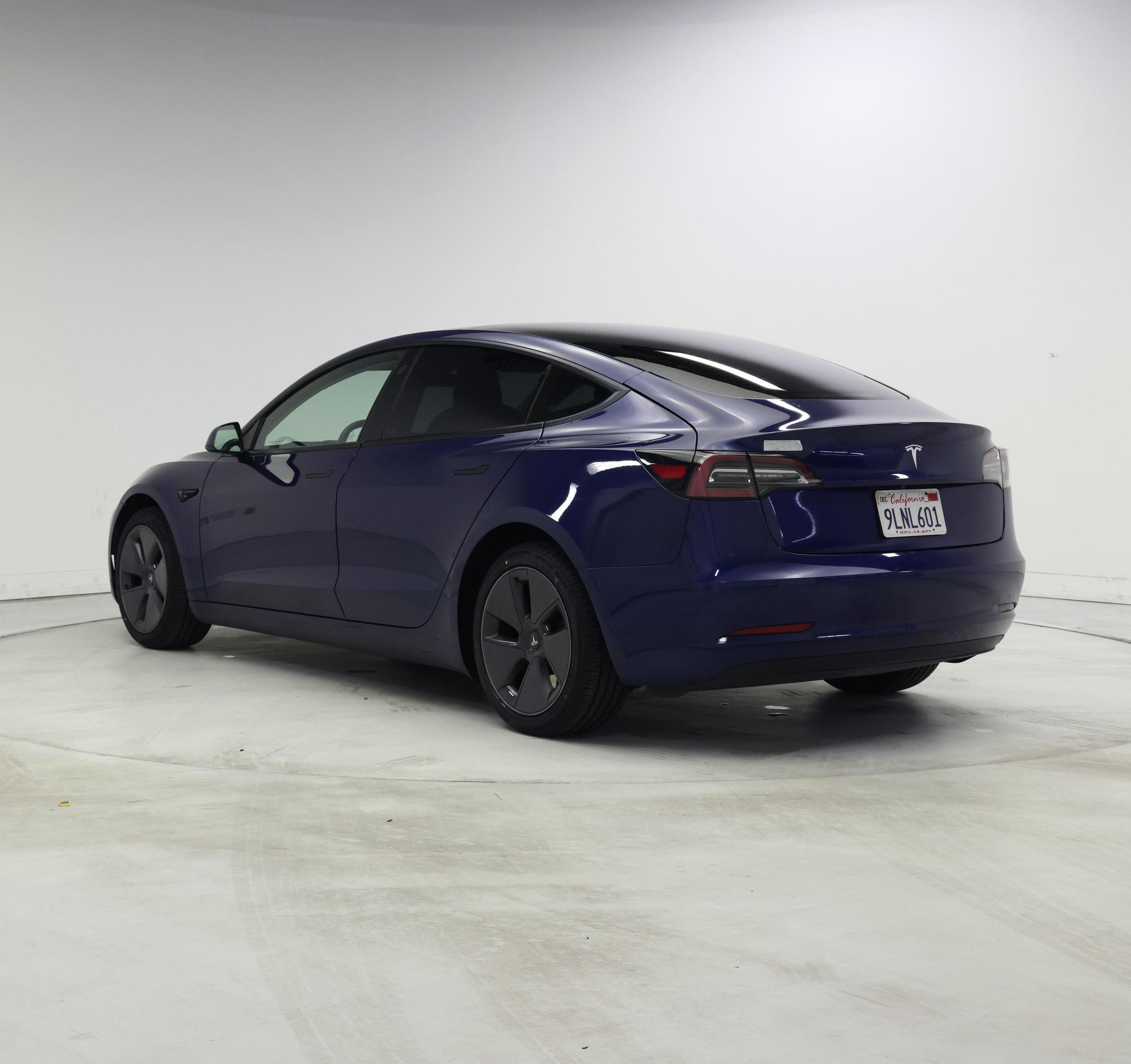 Thumbnail: 2023 Tesla Model 3 - 2
