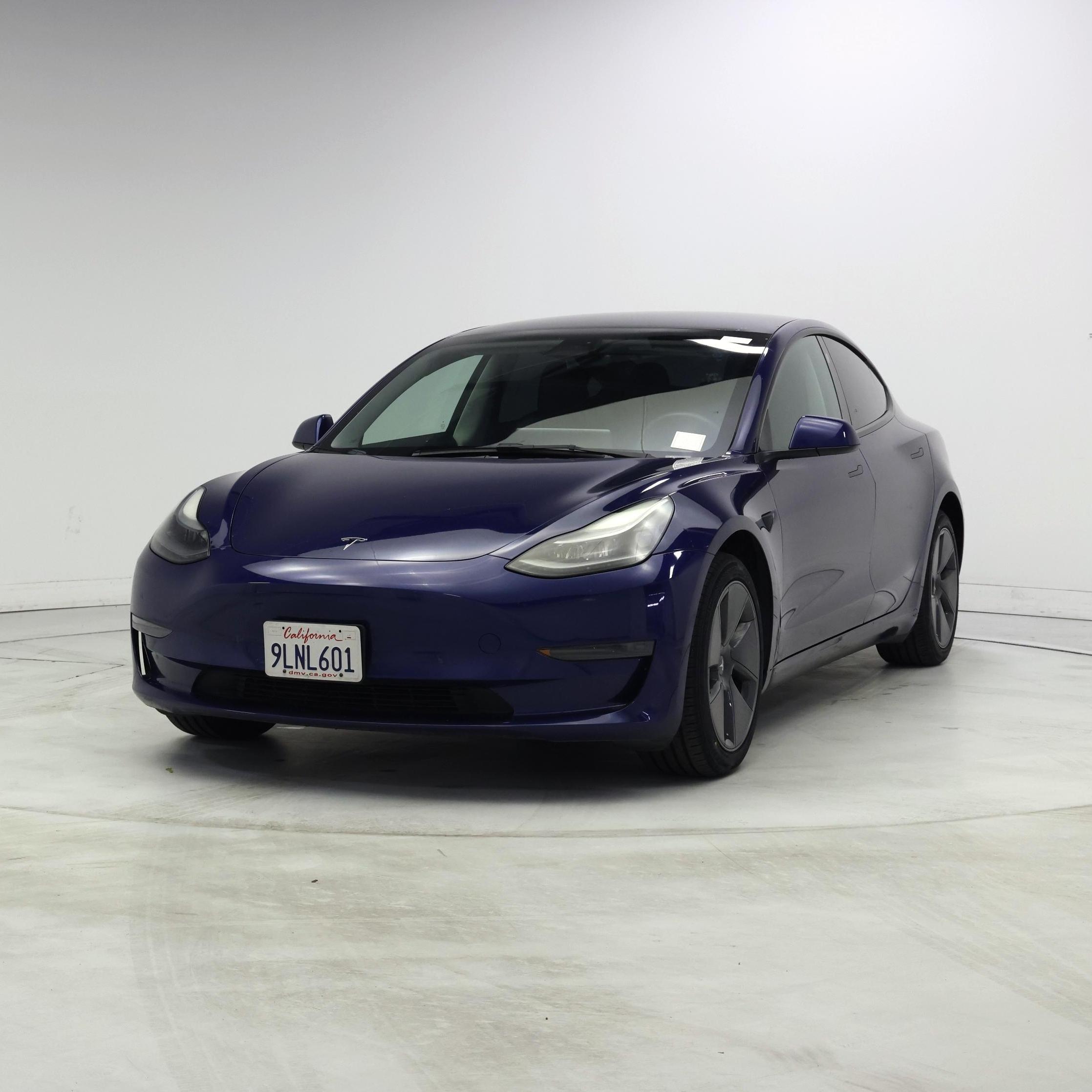 Thumbnail: 2023 Tesla Model 3 - 4