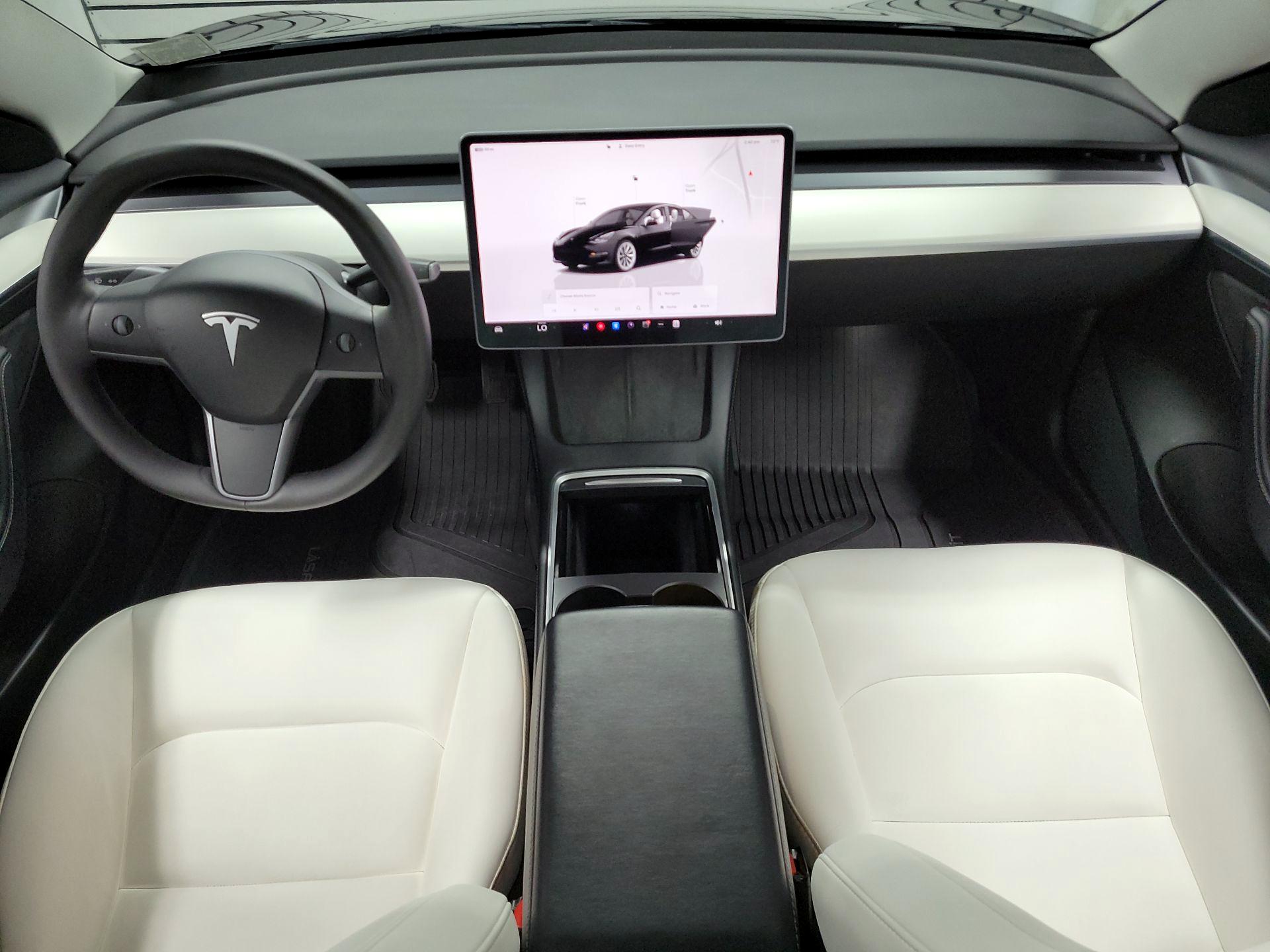 Thumbnail: 2022 Tesla Model 3 - 9