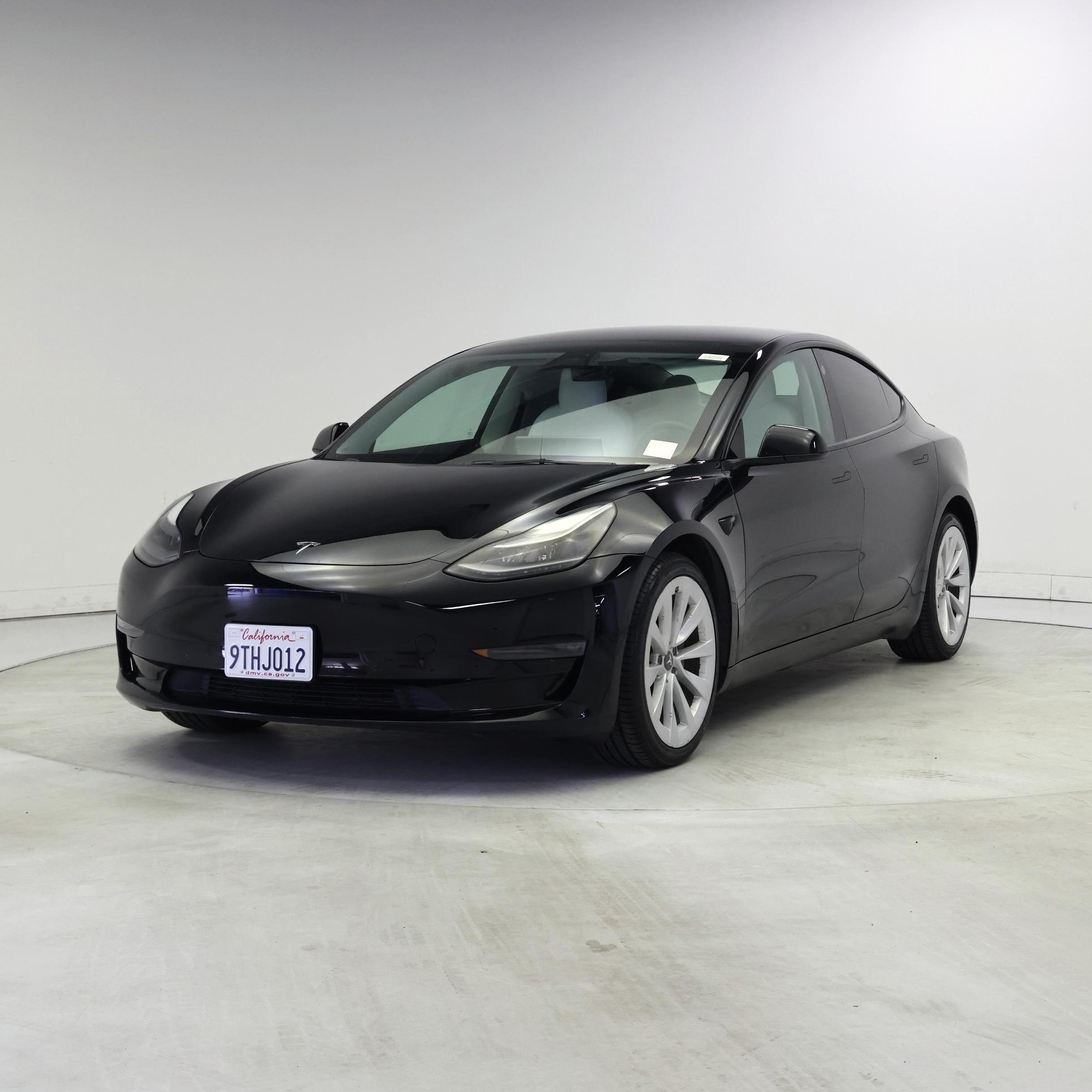 Thumbnail: 2022 Tesla Model 3 - 4