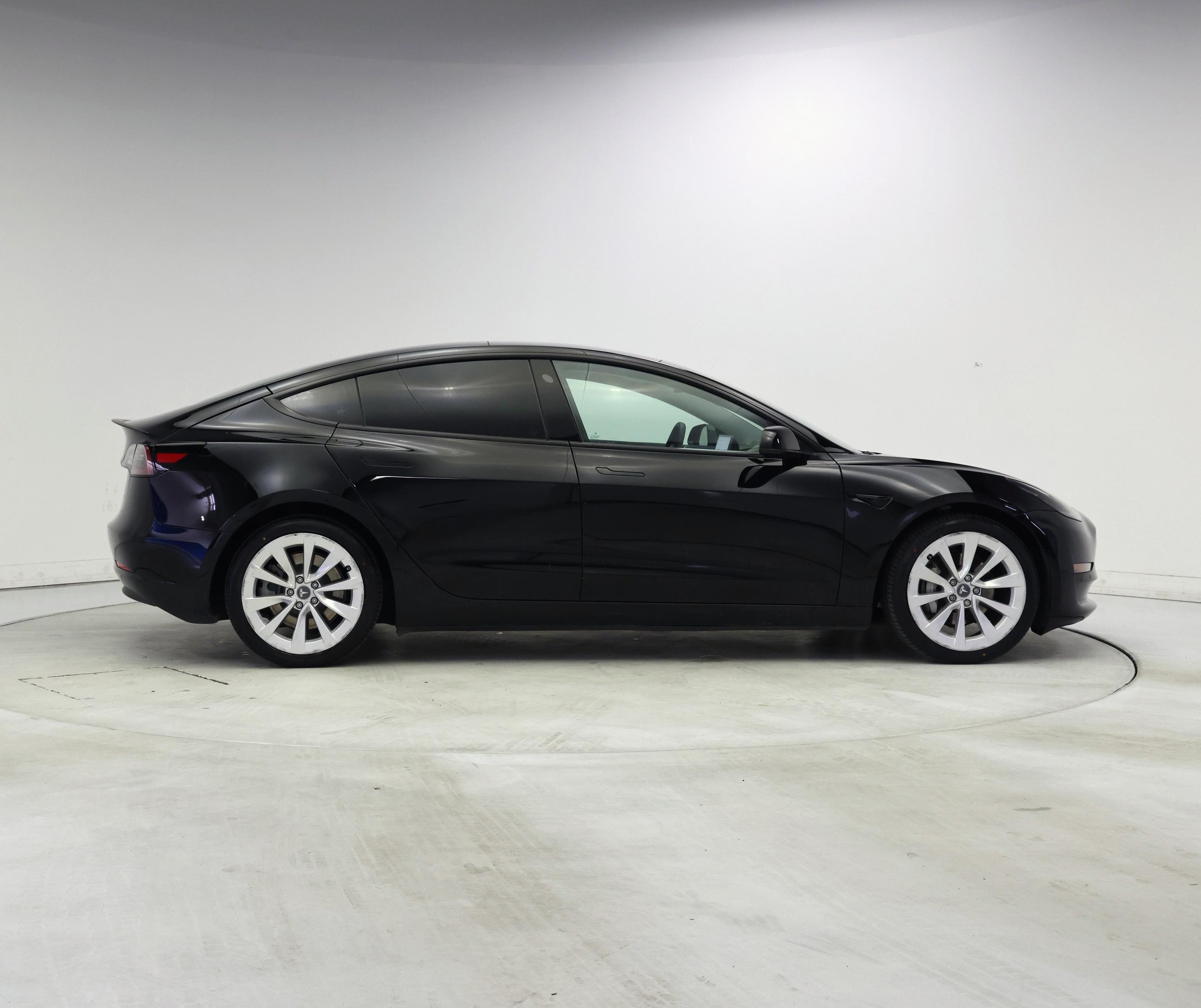 Thumbnail: 2022 Tesla Model 3 - 7
