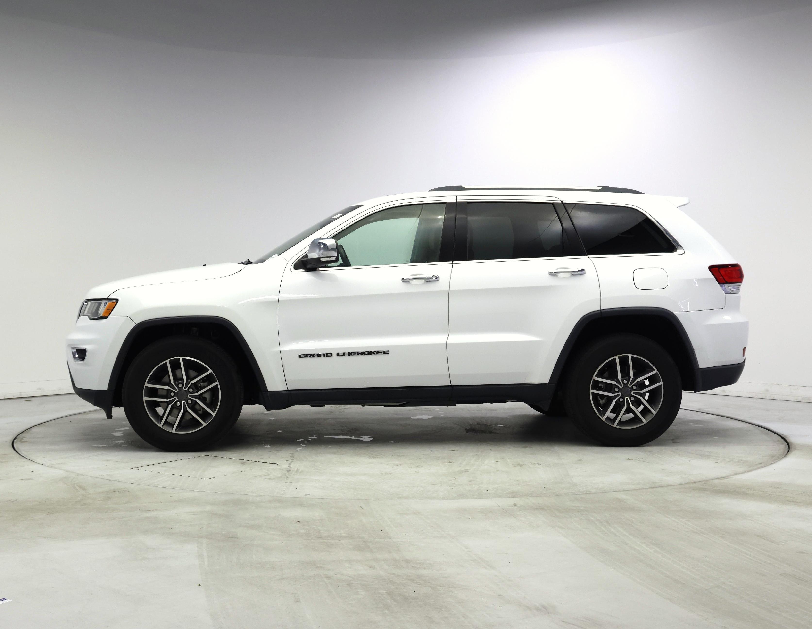Thumbnail: 2020 Jeep Grand Cherokee - 3