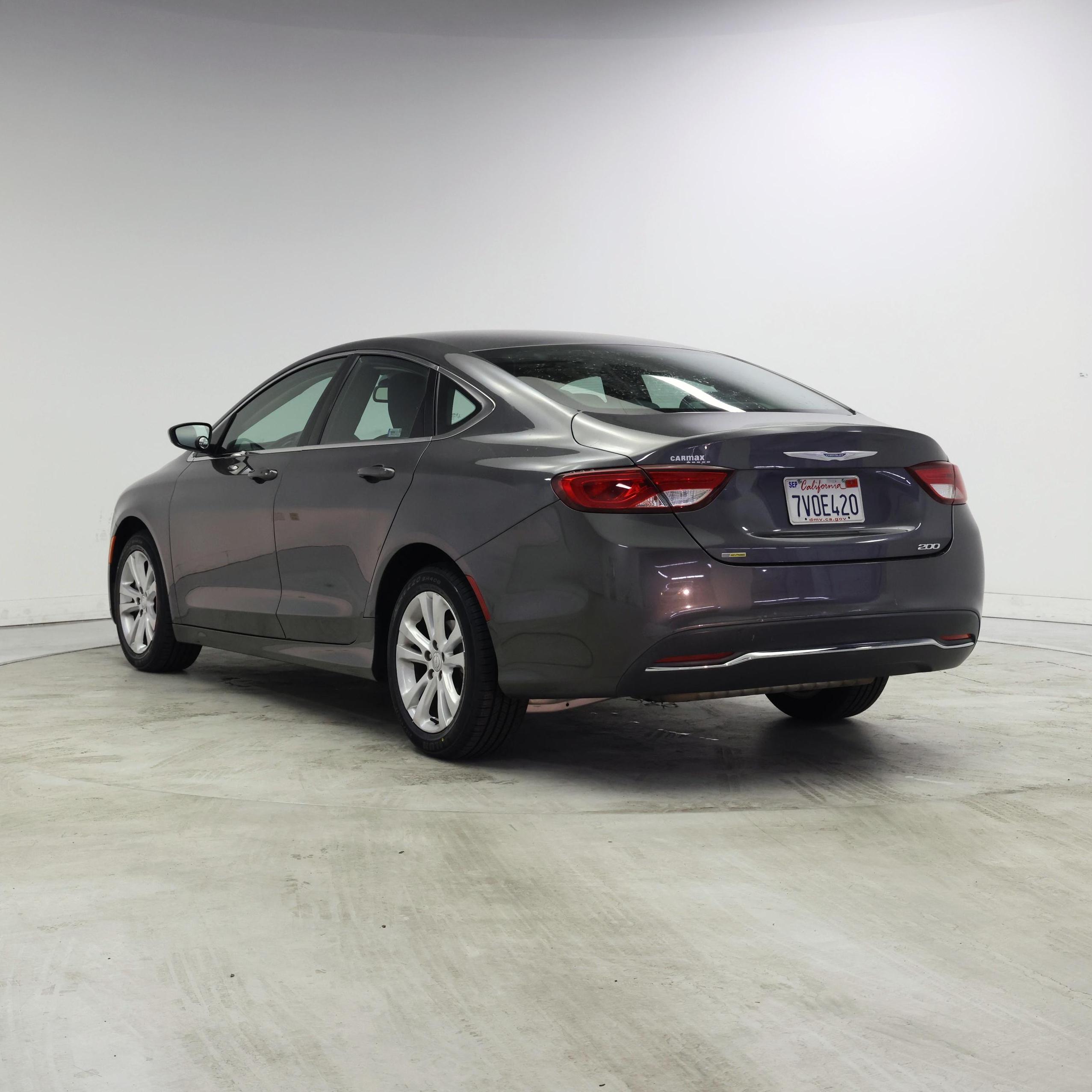 Thumbnail: 2015 Chrysler 200 - 2