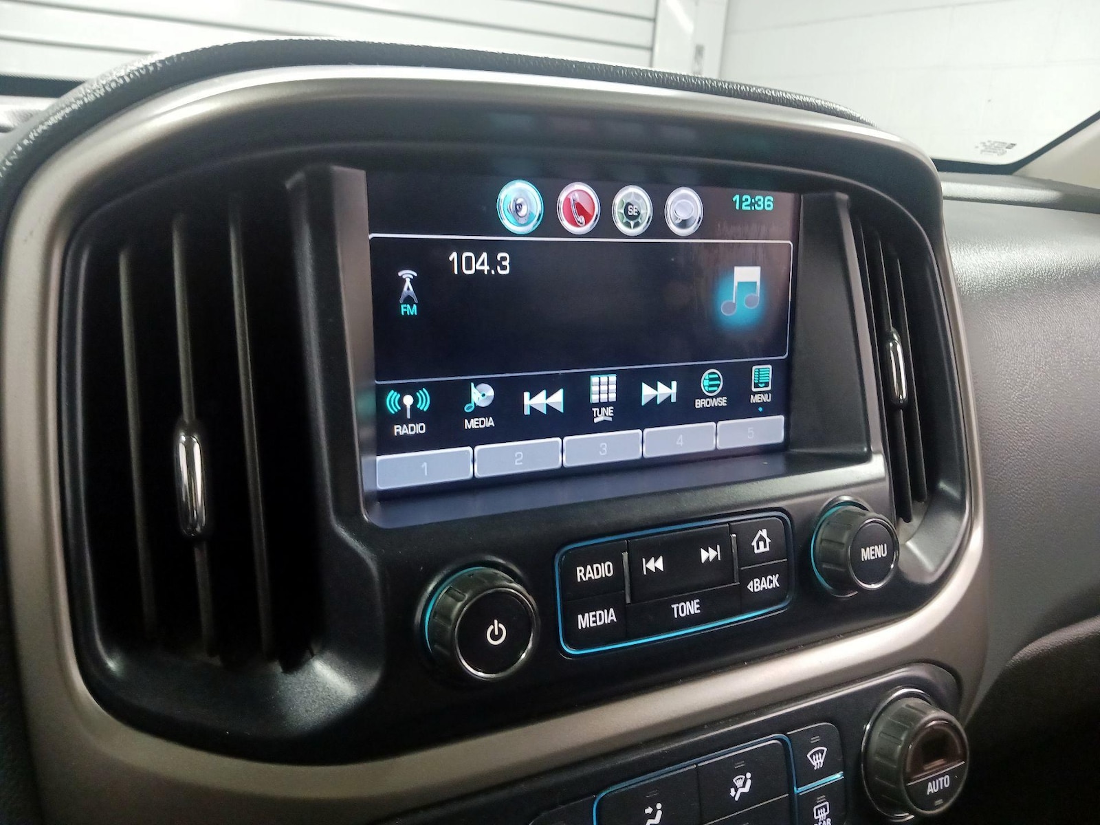 2016 Chevrolet Colorado Z71 - Photo 15