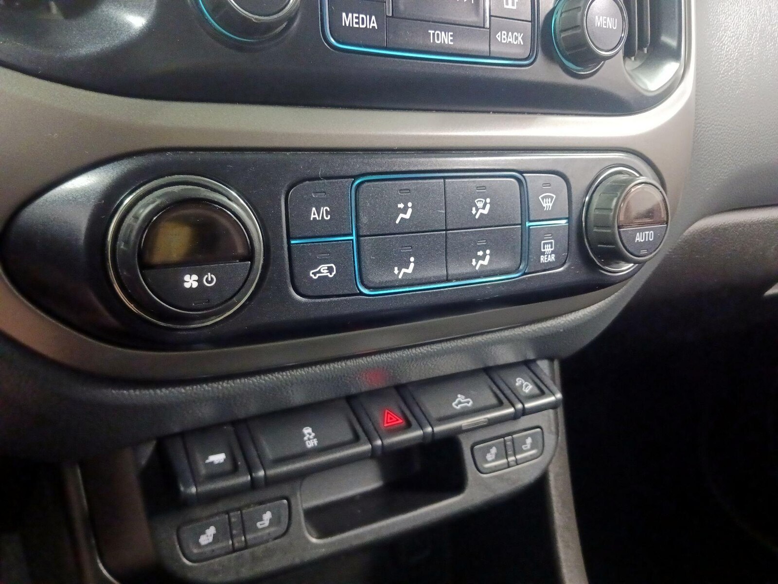 2016 Chevrolet Colorado Z71 - Photo 16