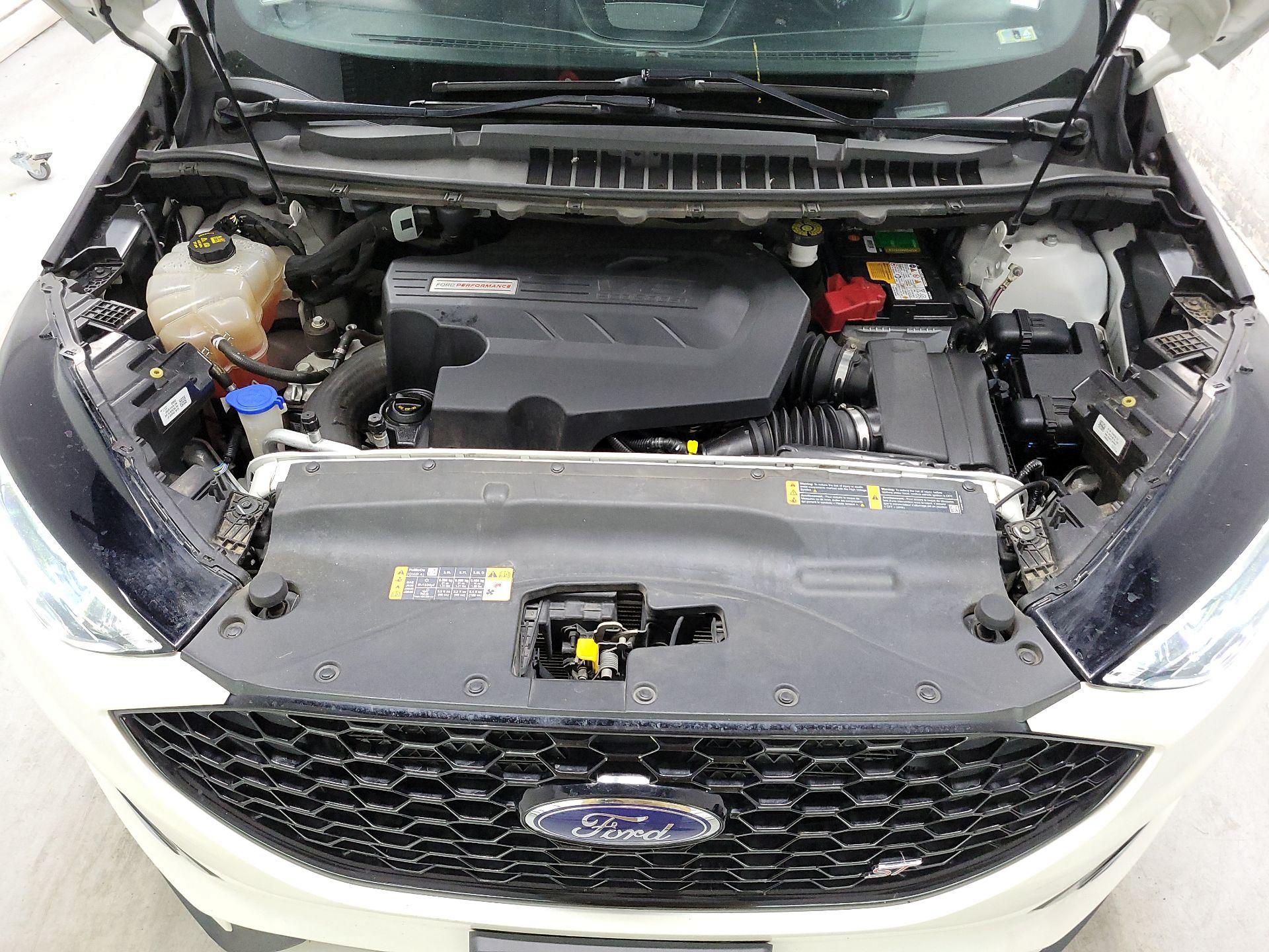 Thumbnail: 2019 Ford Edge - 18