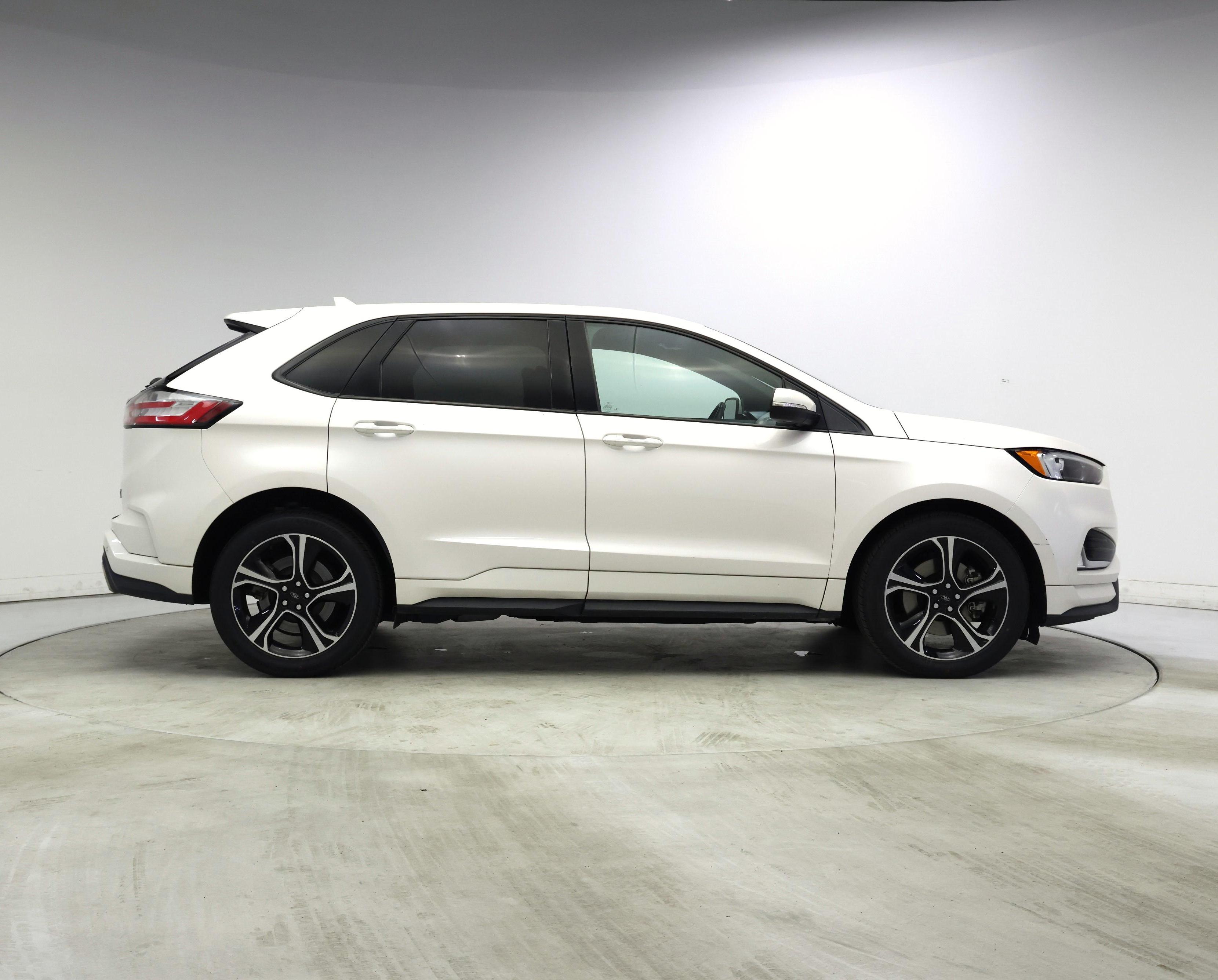 Thumbnail: 2019 Ford Edge - 7