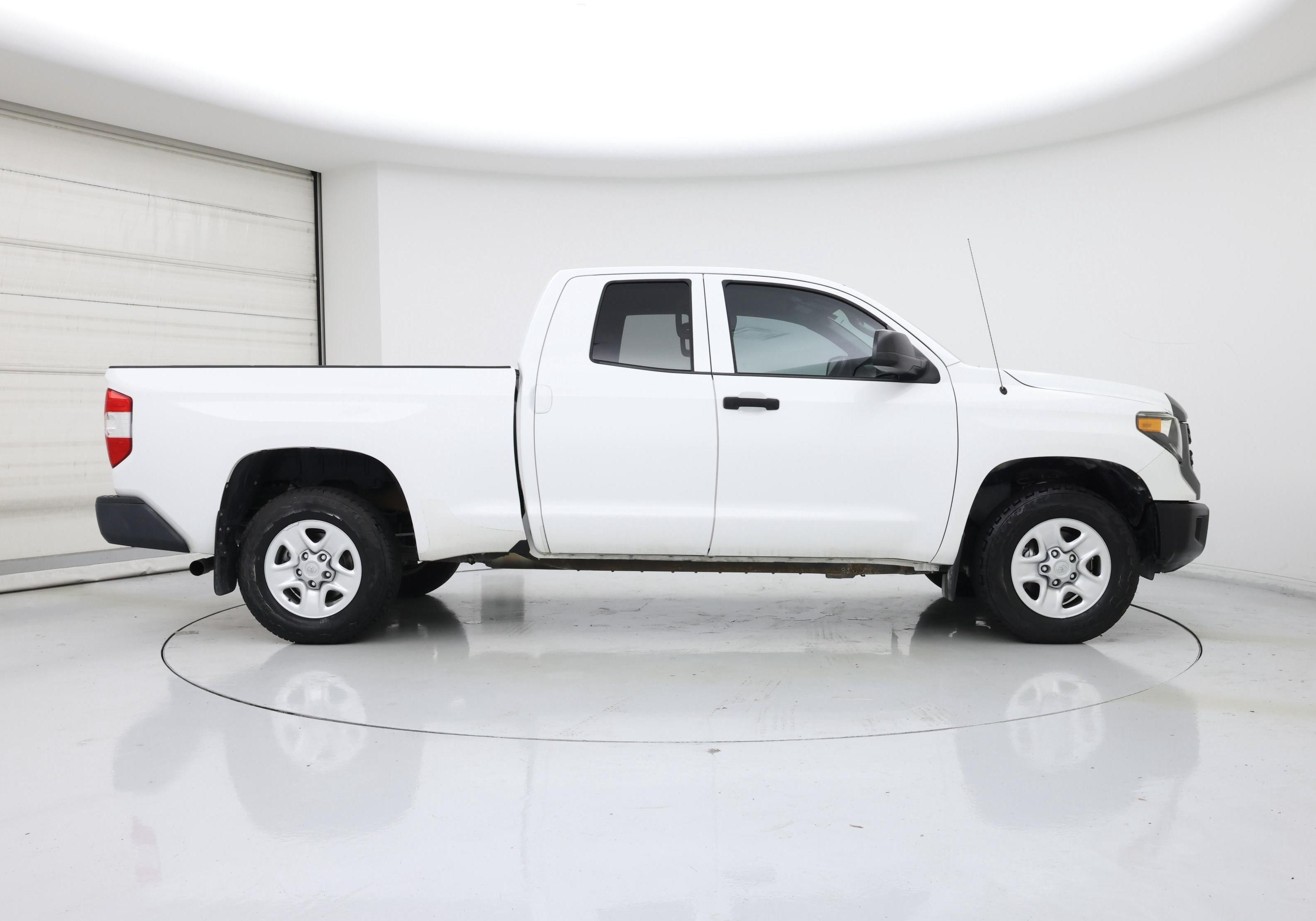 Thumbnail: 2019 Toyota Tundra - 7