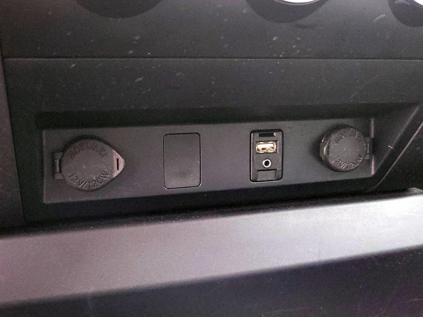 2019 Toyota Tundra SR - Photo 19