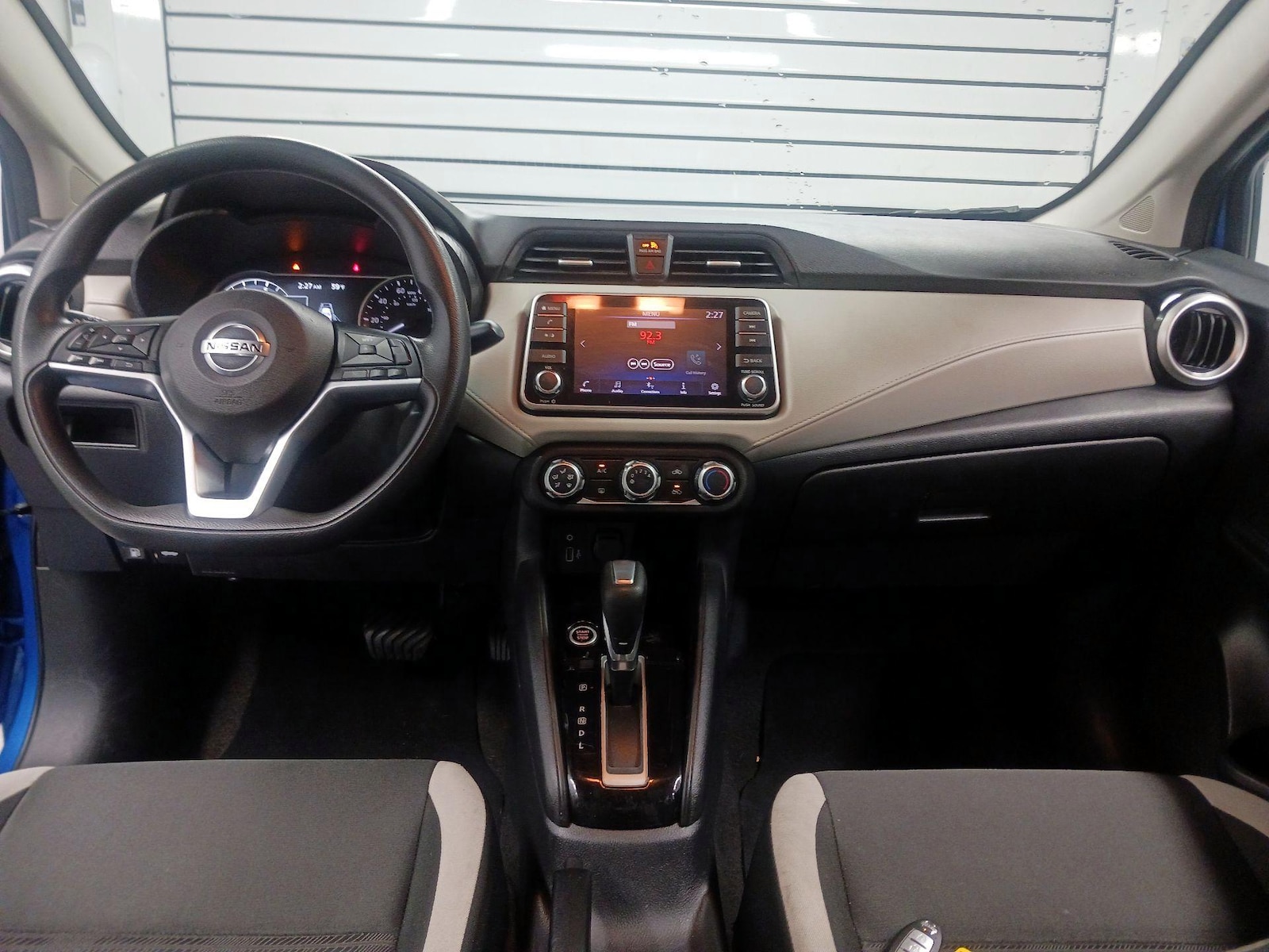 2021 Nissan Versa Sedan SV - Photo 8