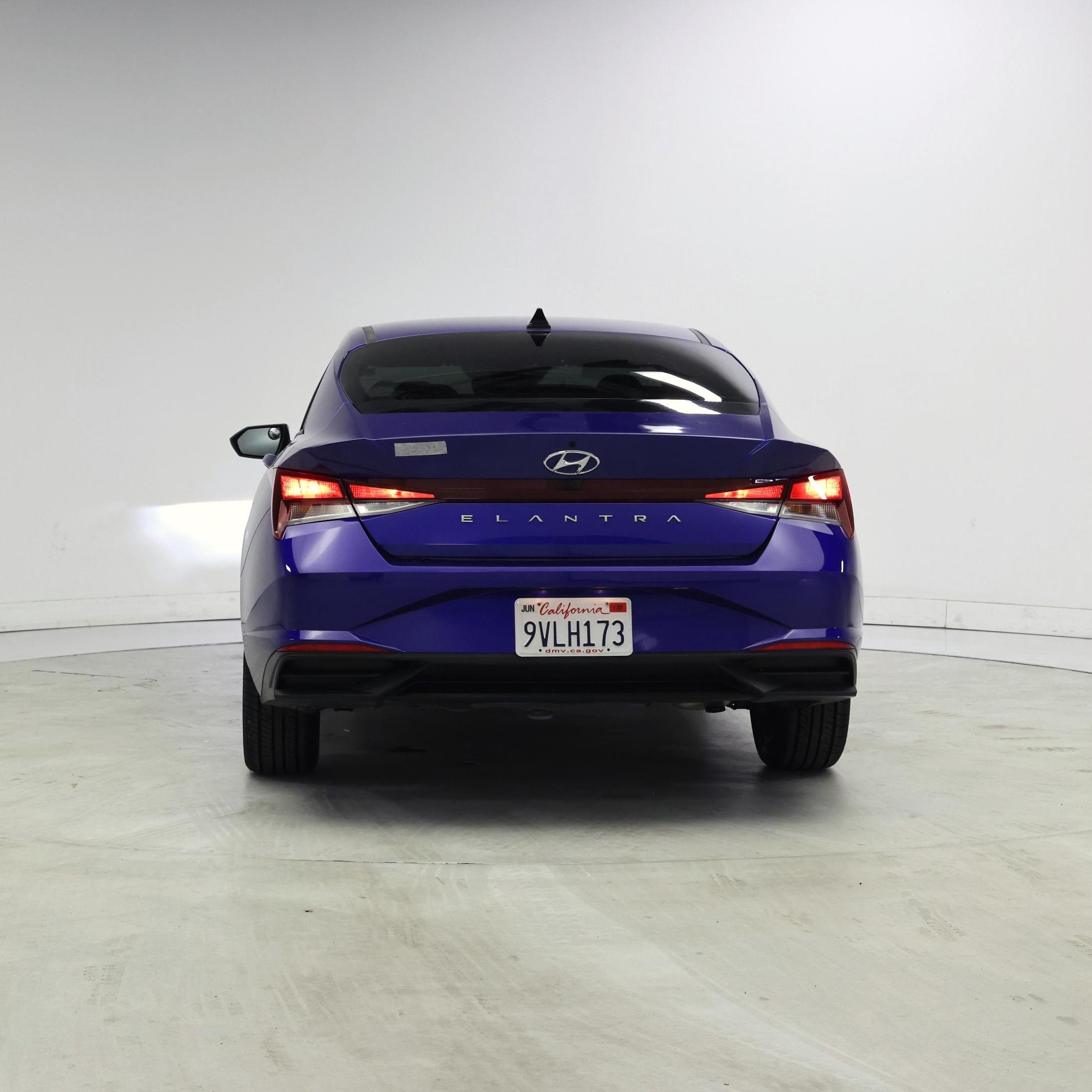 Thumbnail: 2023 Hyundai Elantra - 6