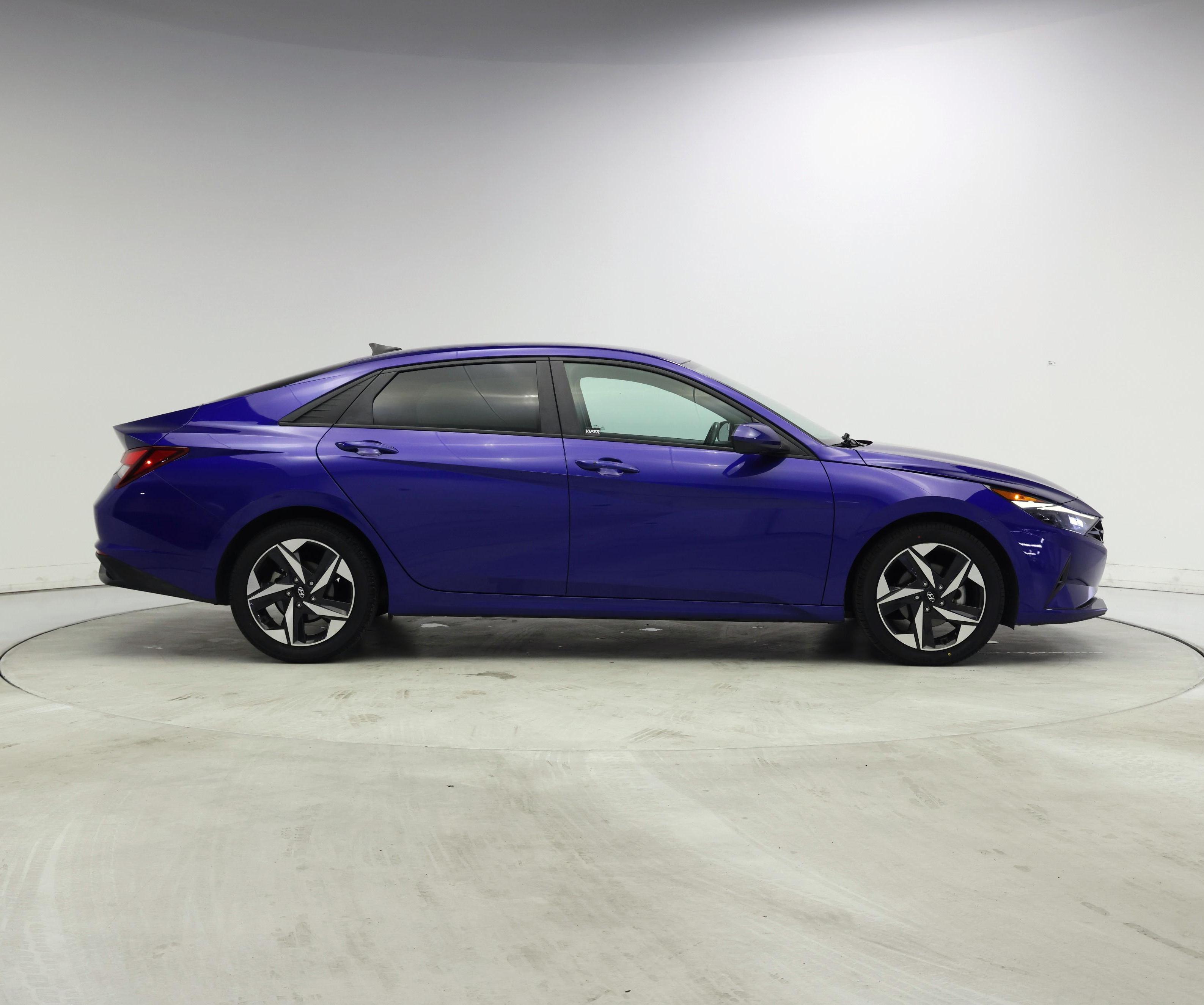 Thumbnail: 2023 Hyundai Elantra - 7