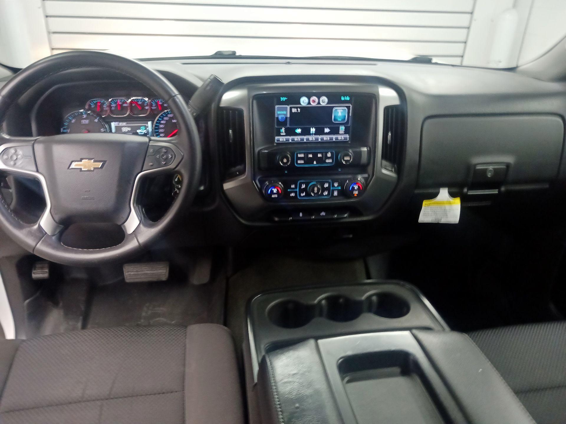 Thumbnail: 2015 Chevrolet Silverado 1500 - 9
