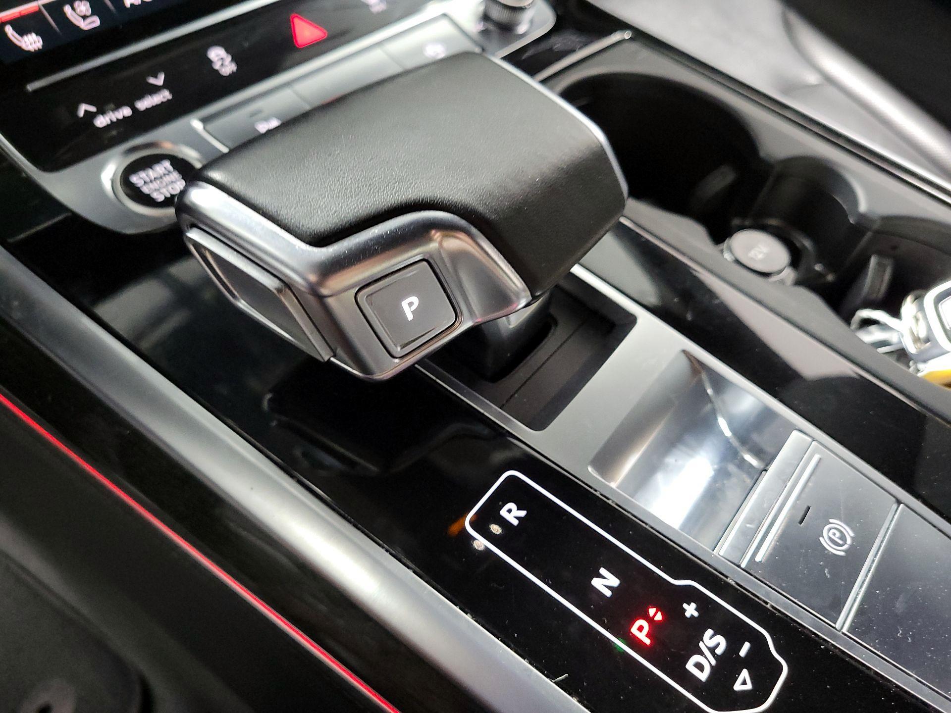 Thumbnail: 2021 Audi Q7 - 15