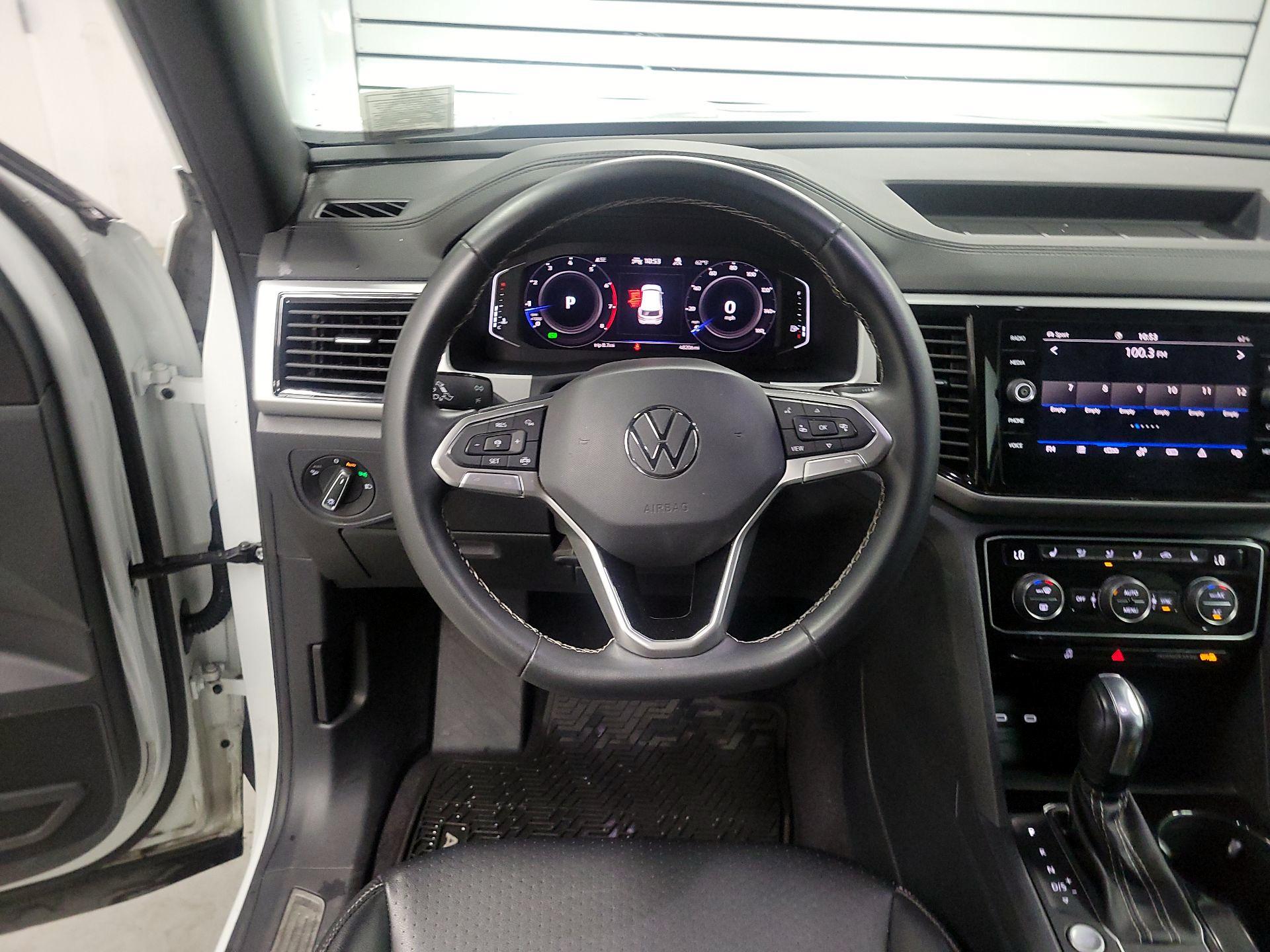 Thumbnail: 2022 Volkswagen Atlas - 10