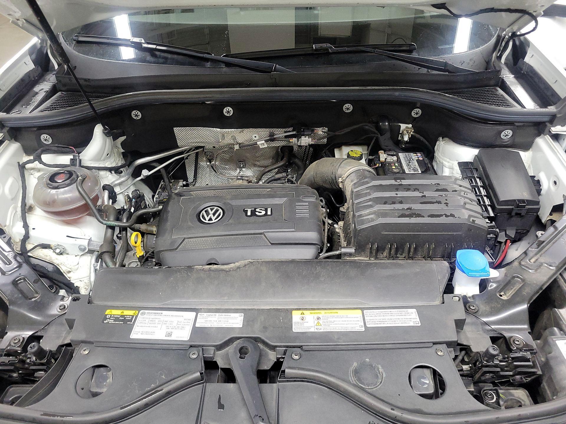Thumbnail: 2022 Volkswagen Atlas - 17