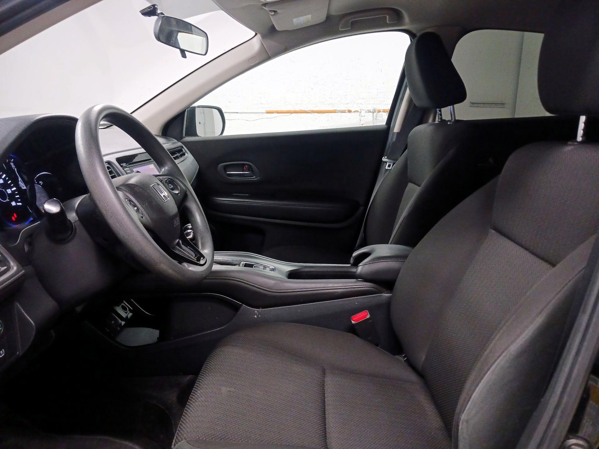 Thumbnail: 2017 Honda HR-V - 11