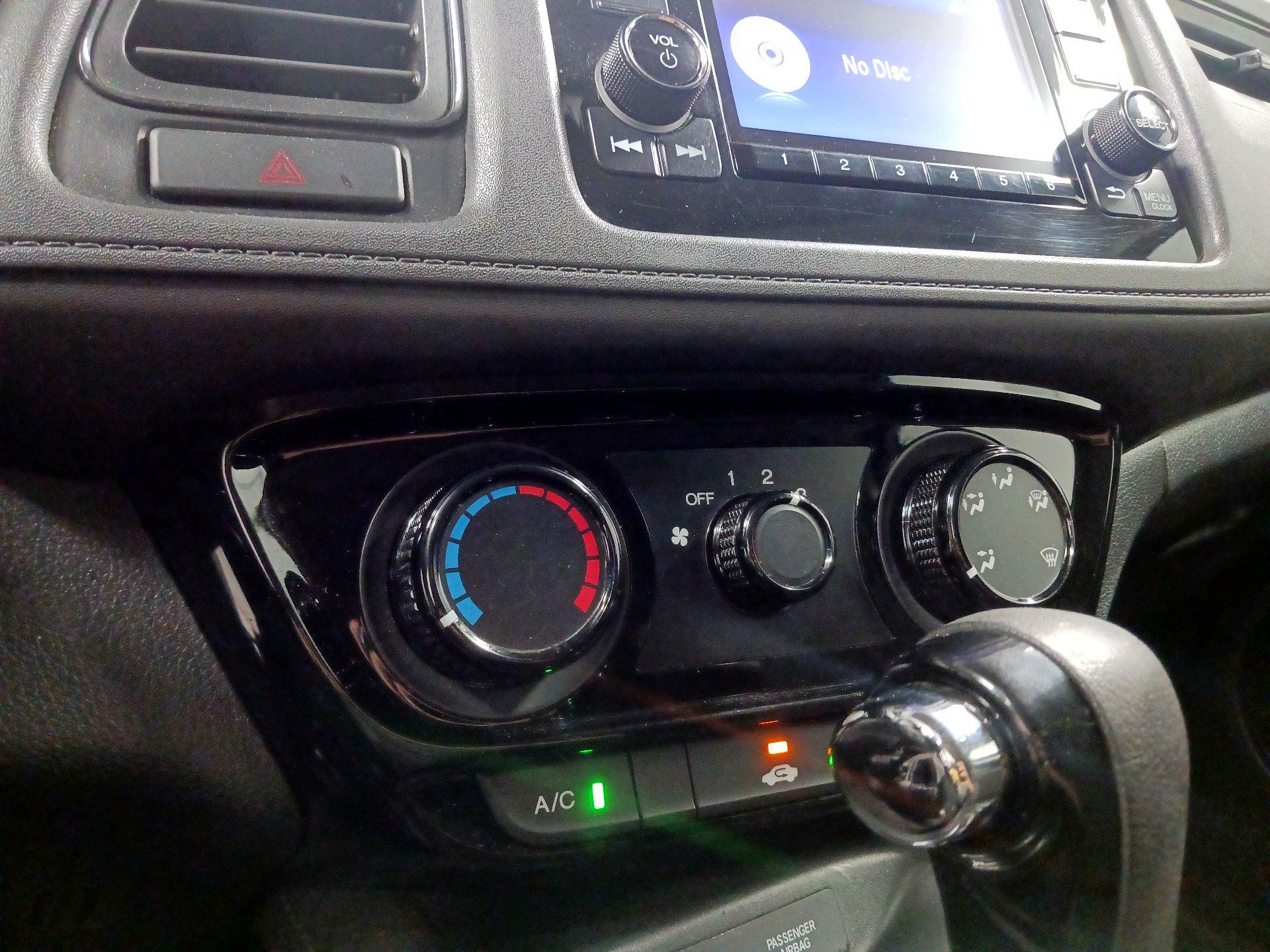 Thumbnail: 2017 Honda HR-V - 16