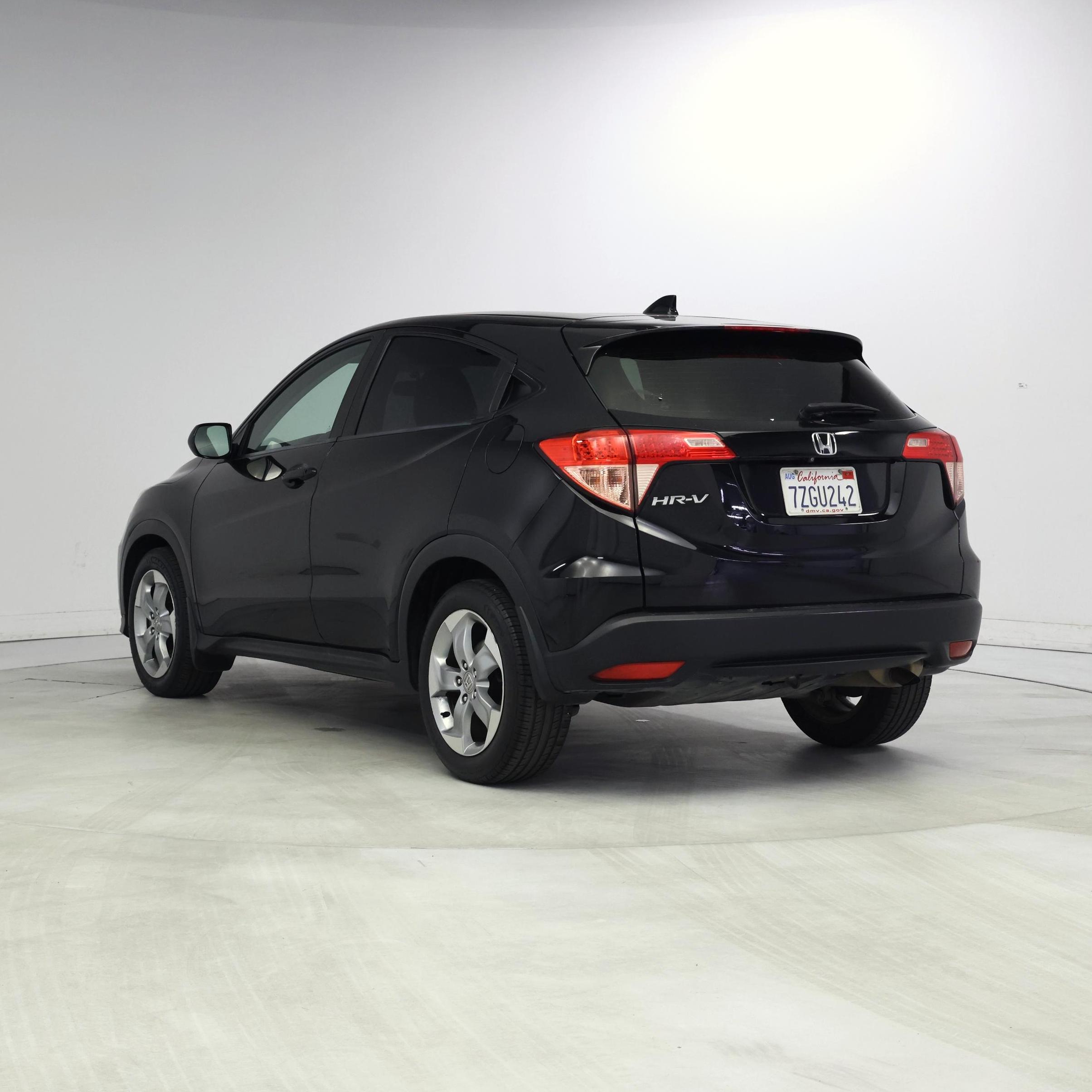 Thumbnail: 2017 Honda HR-V - 2