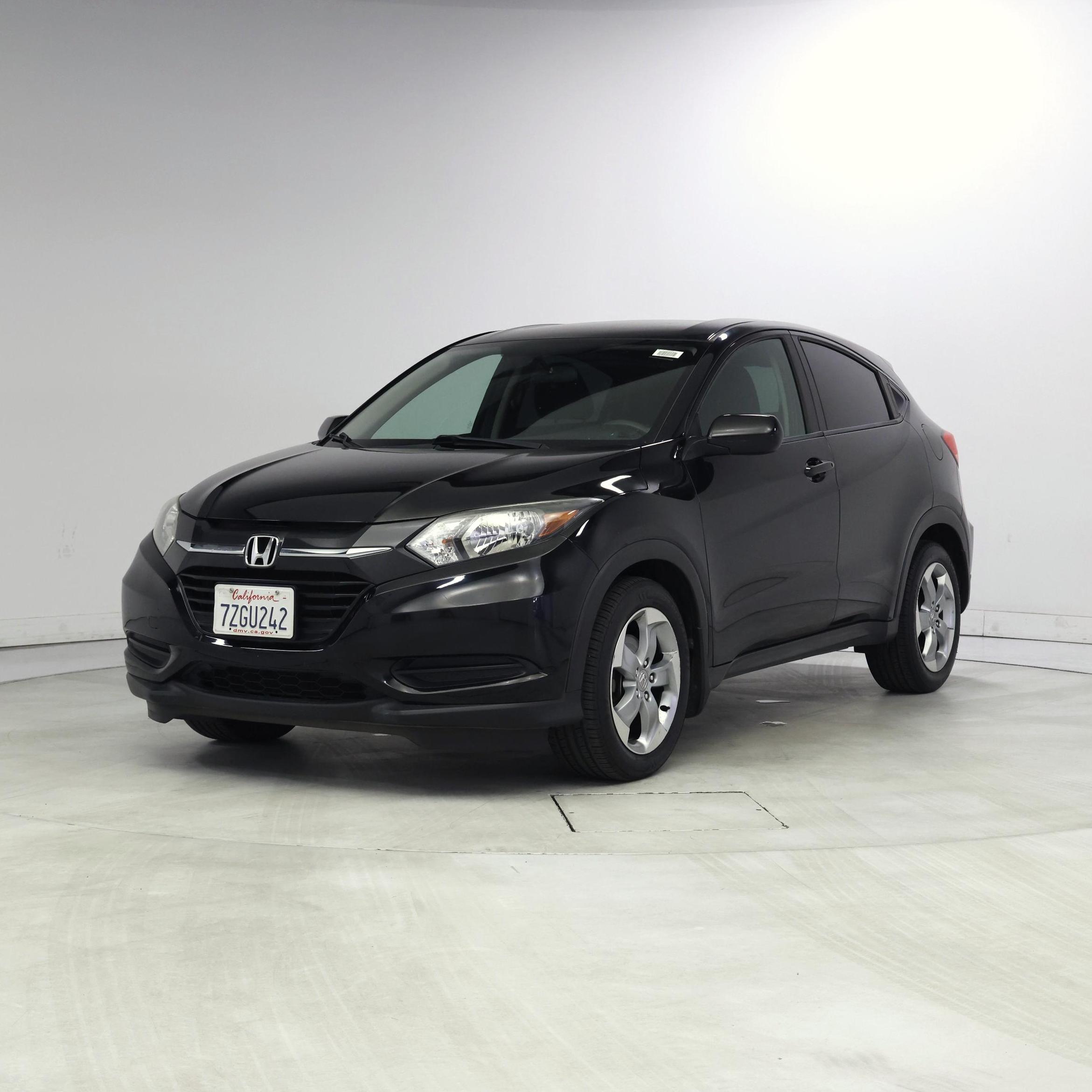 Thumbnail: 2017 Honda HR-V - 4