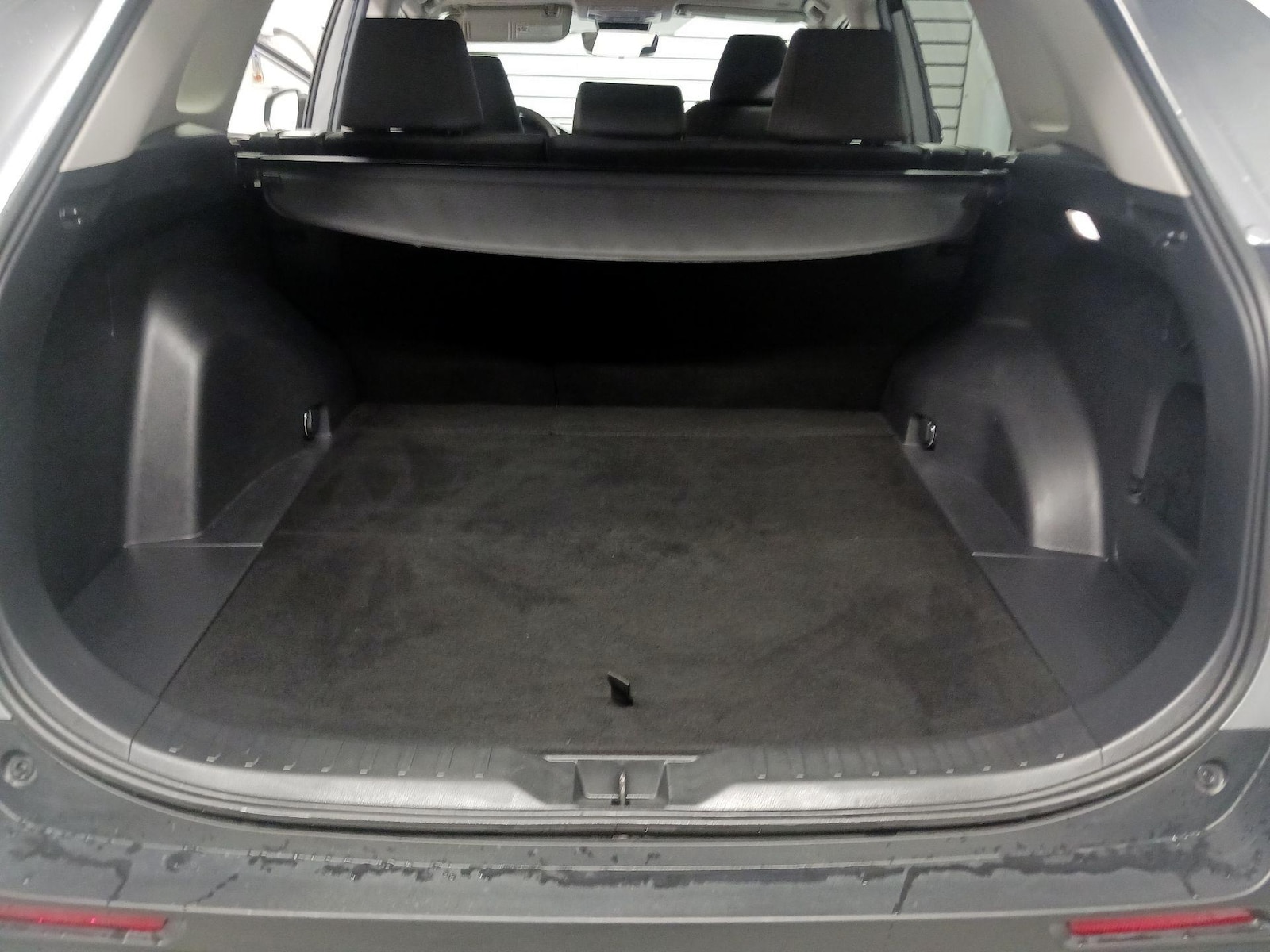 2023 Toyota RAV4 XLE - Photo 18