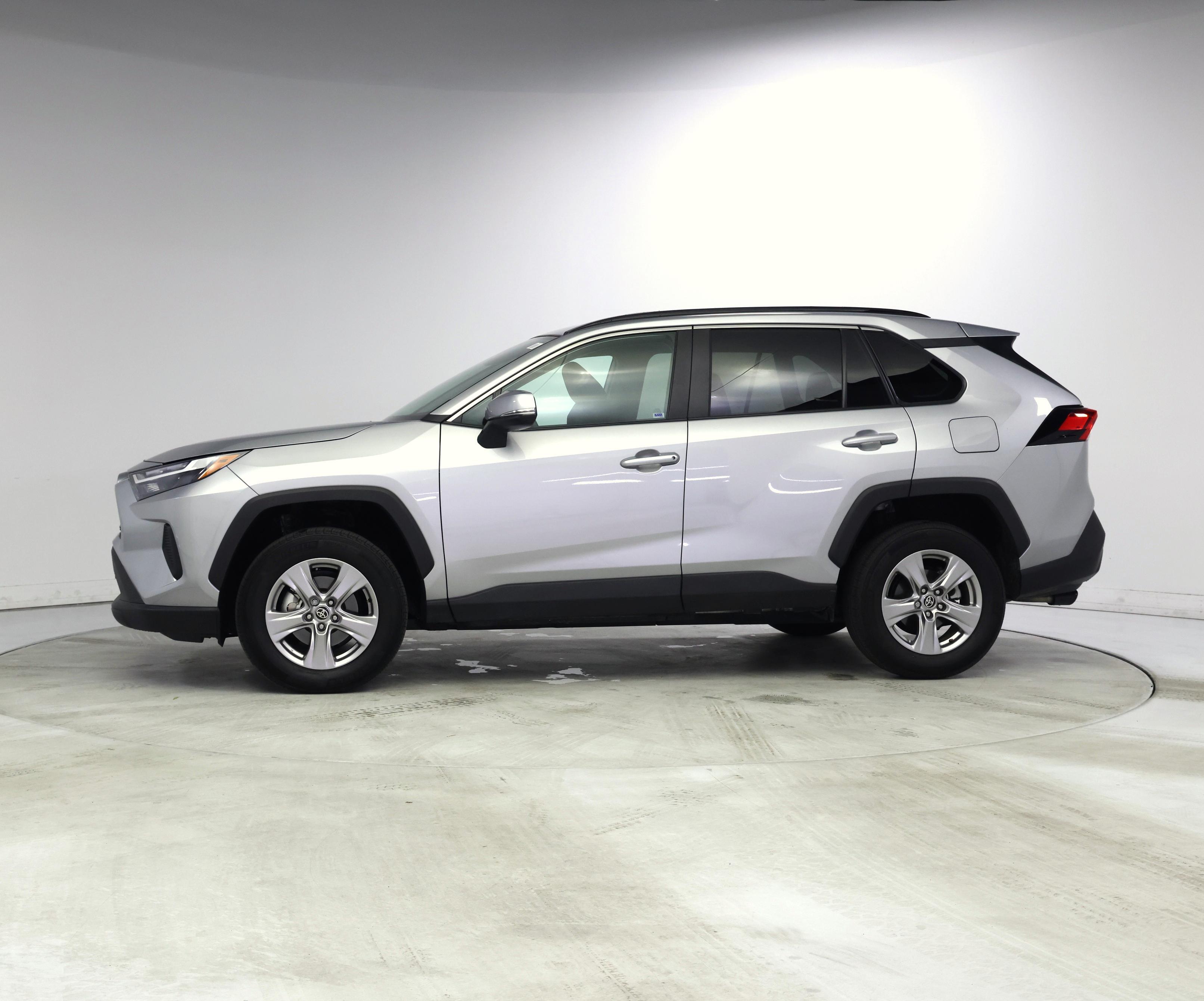 Thumbnail: 2023 Toyota RAV4 - 3