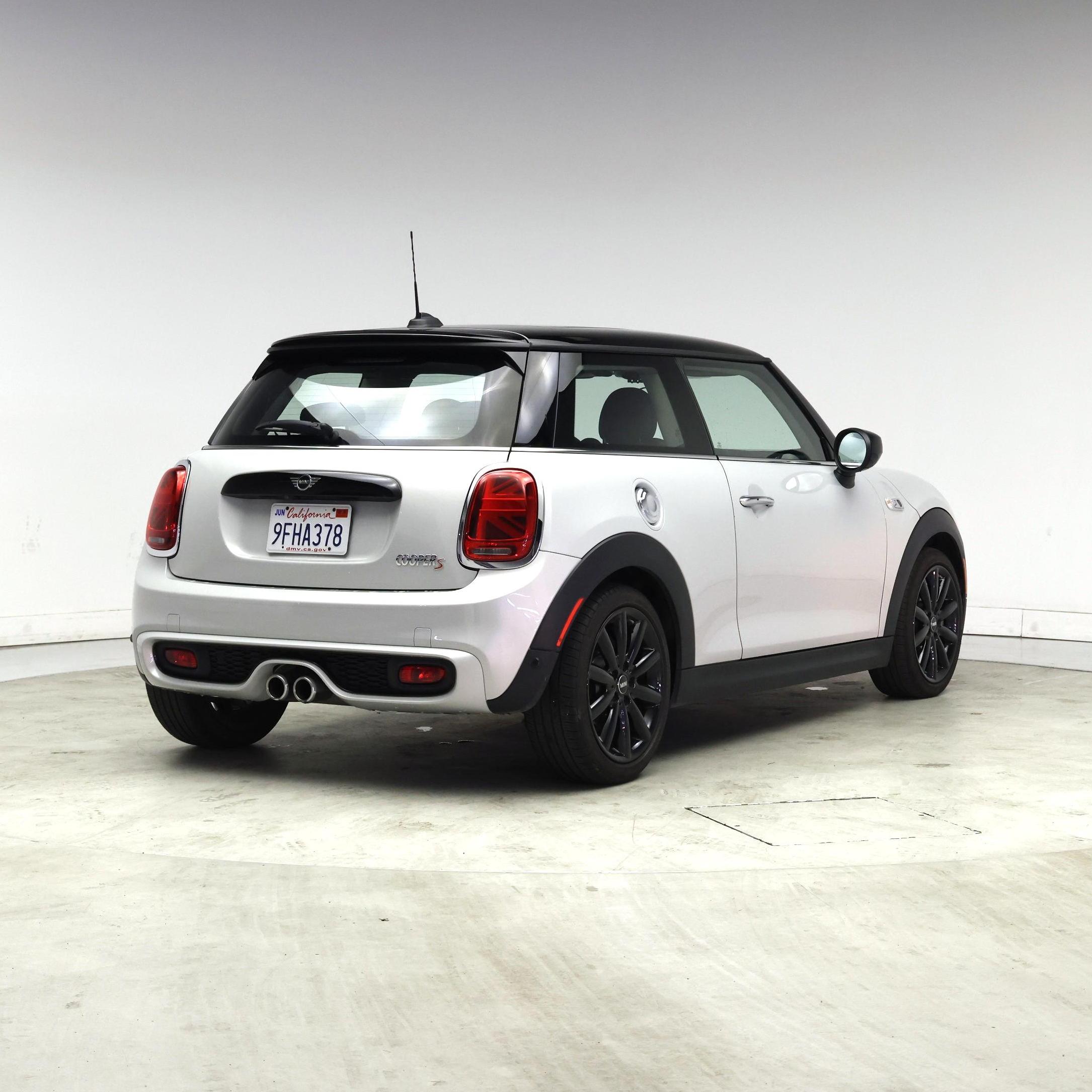 Thumbnail: 2021 MINI Cooper Hardtop - 8
