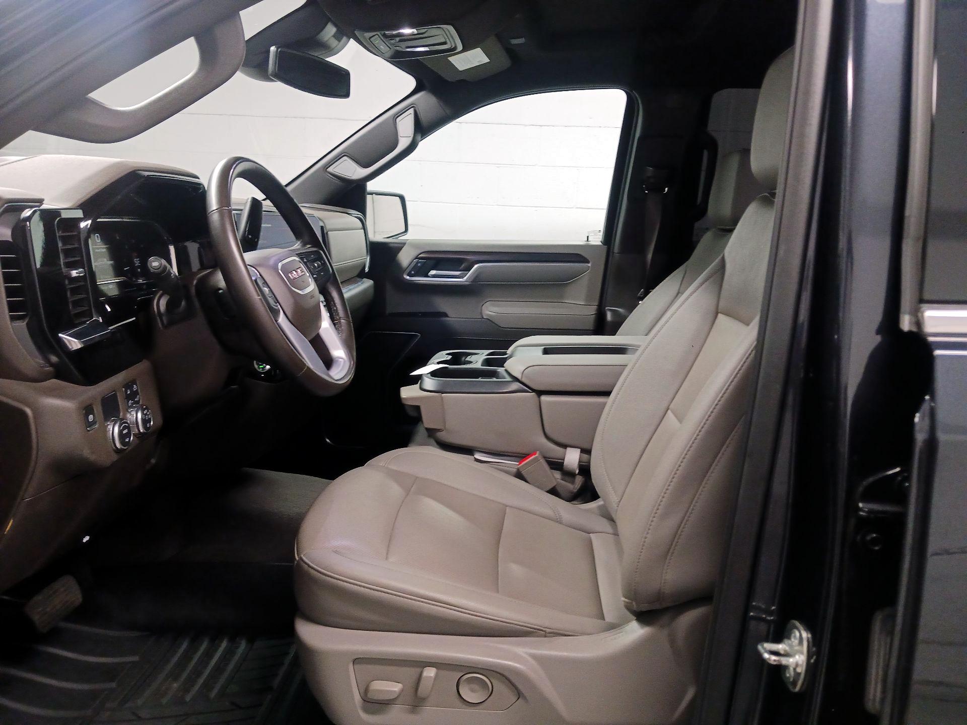Thumbnail: 2025 GMC Sierra 1500 - 11