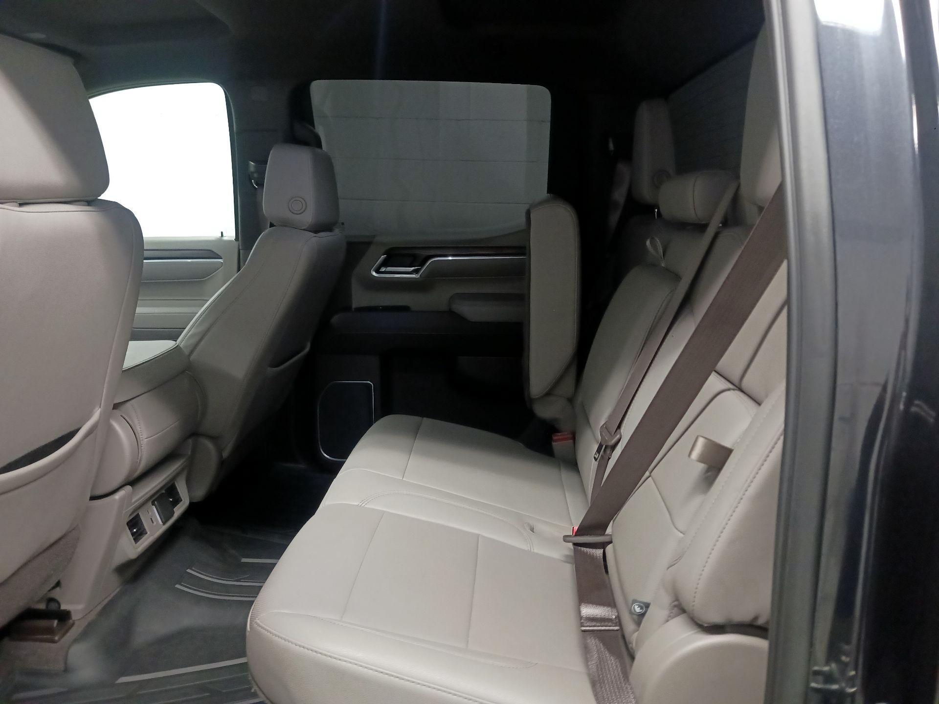 Thumbnail: 2025 GMC Sierra 1500 - 17