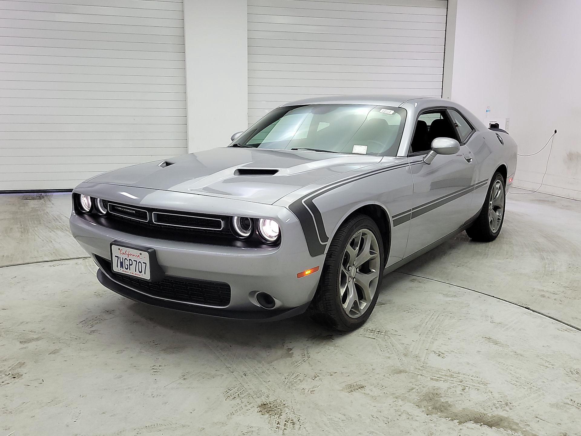 Thumbnail: 2016 Dodge Challenger - 3