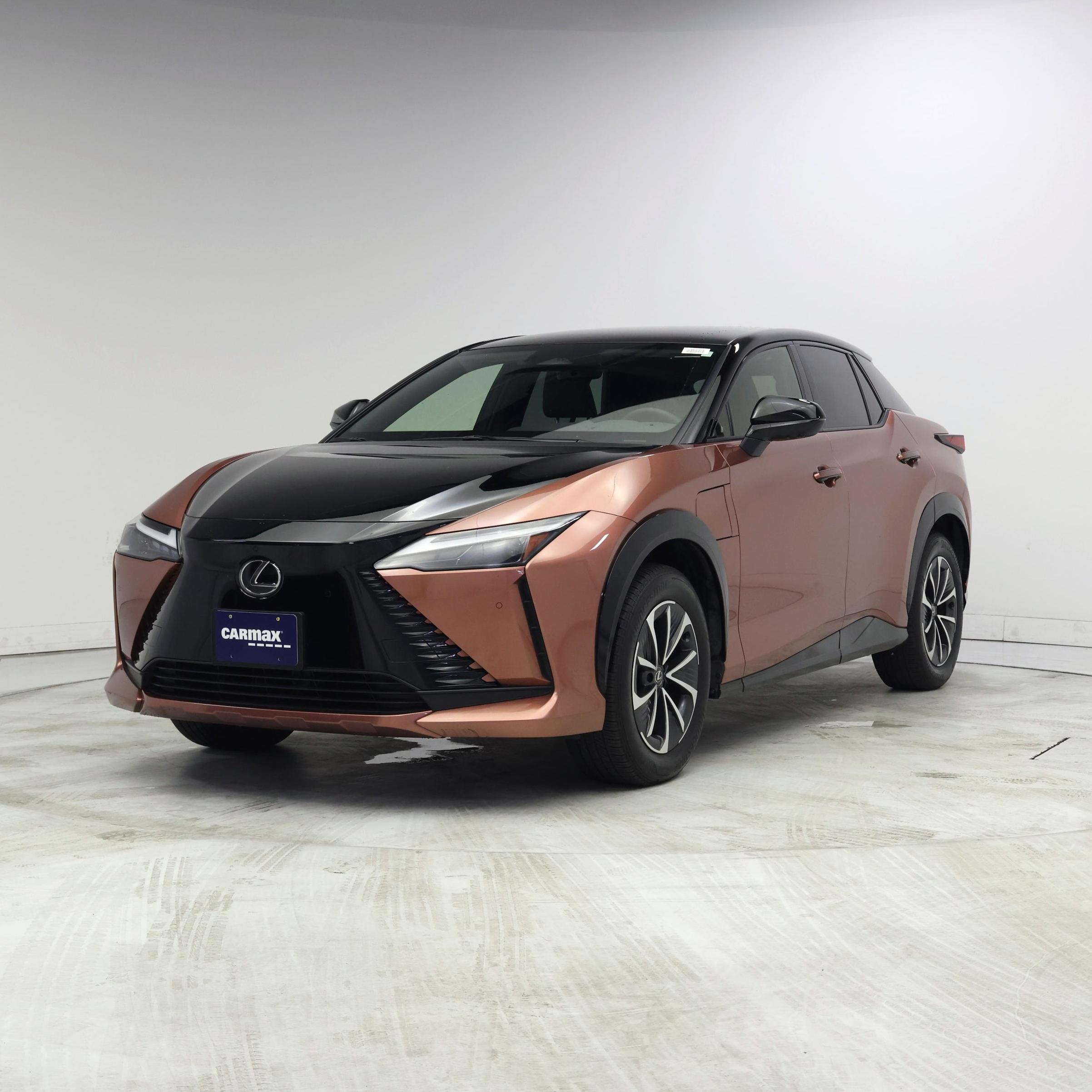 Thumbnail: 2024 Lexus RZ - 4