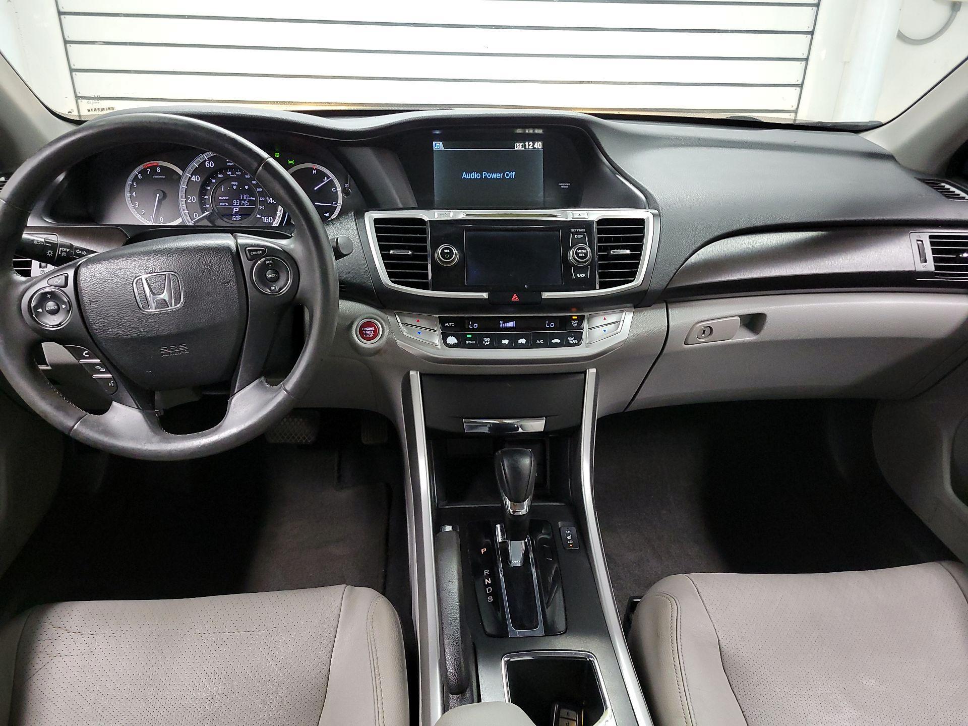 Thumbnail: 2015 Honda Accord - 8
