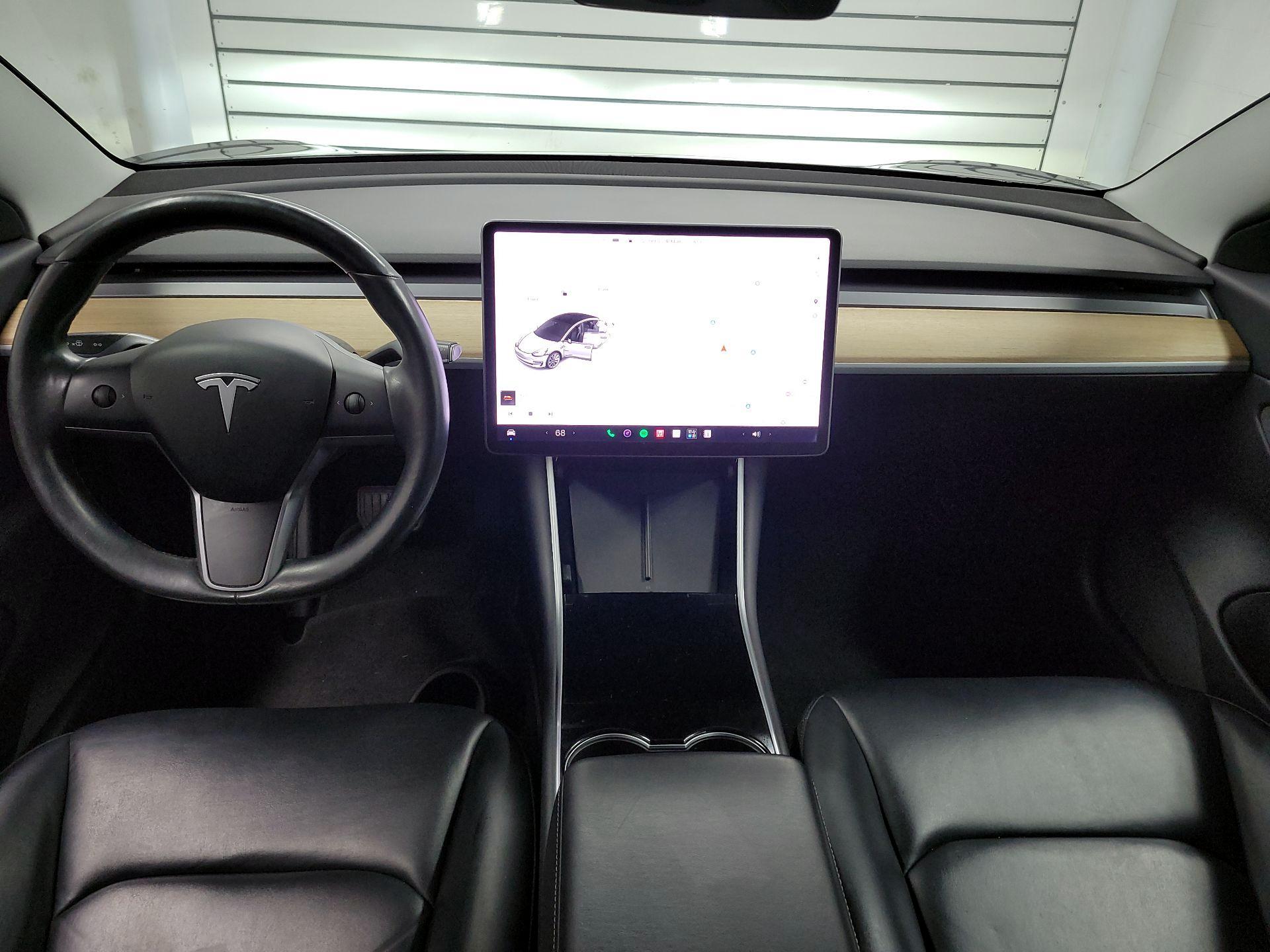 Thumbnail: 2019 Tesla Model 3 - 9