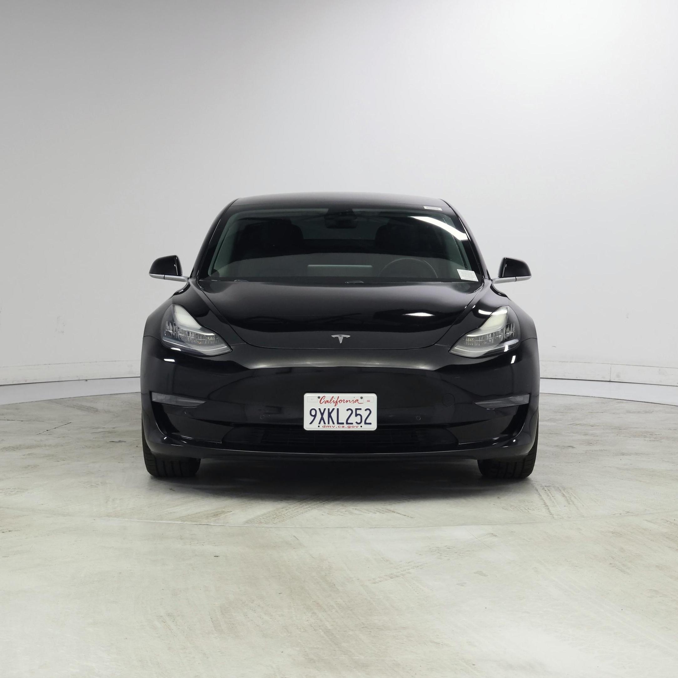 Thumbnail: 2019 Tesla Model 3 - 5