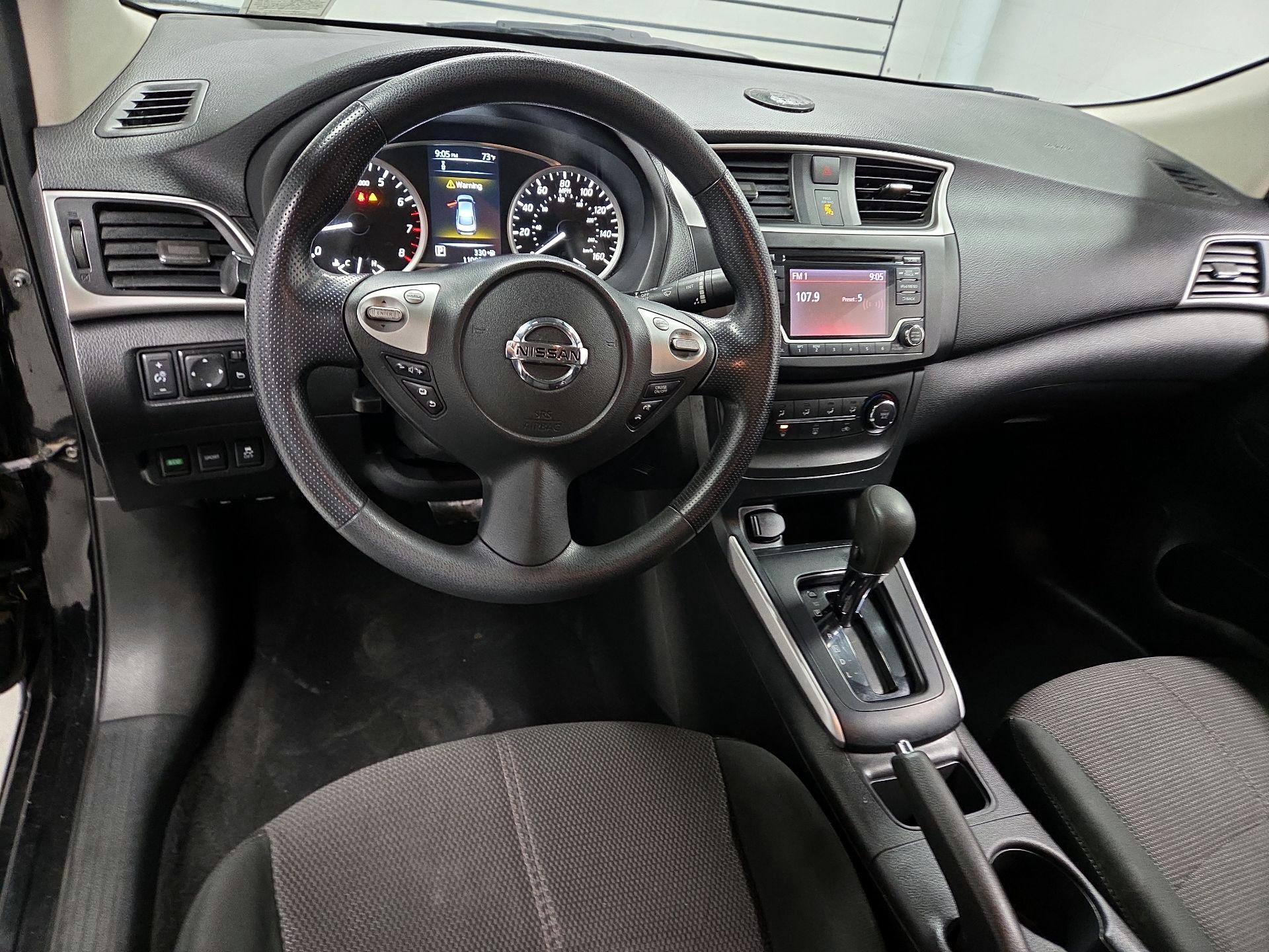 Thumbnail: 2018 Nissan Sentra - 9