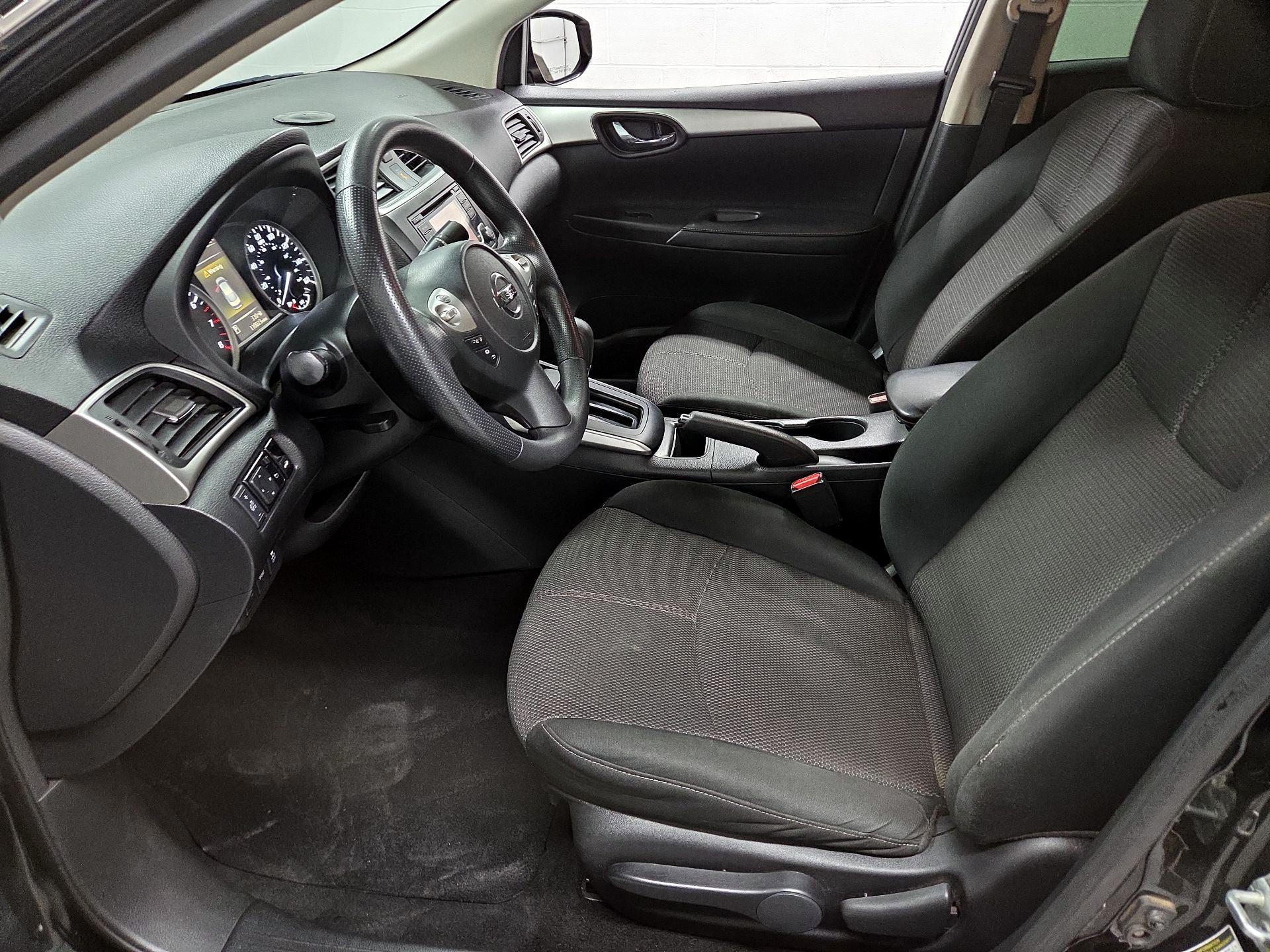 Thumbnail: 2018 Nissan Sentra - 11