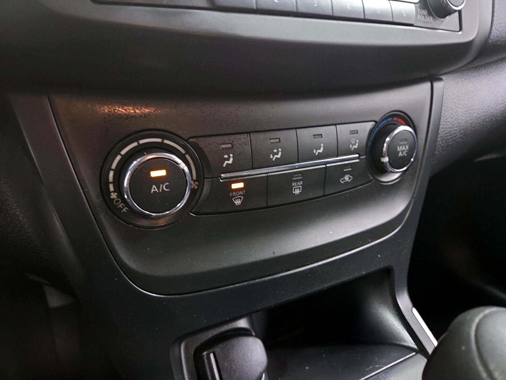 Thumbnail: 2018 Nissan Sentra - 14