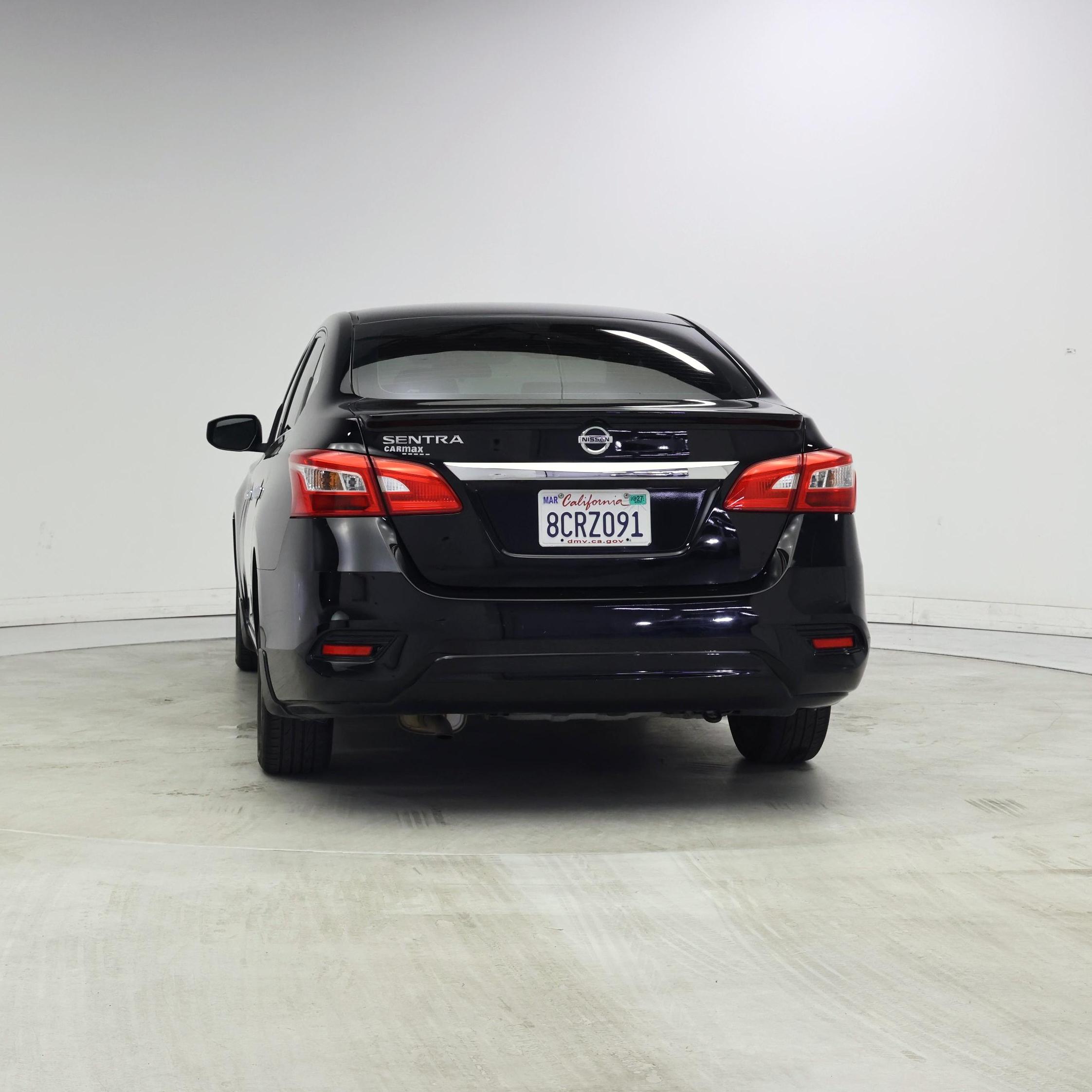 Thumbnail: 2018 Nissan Sentra - 6