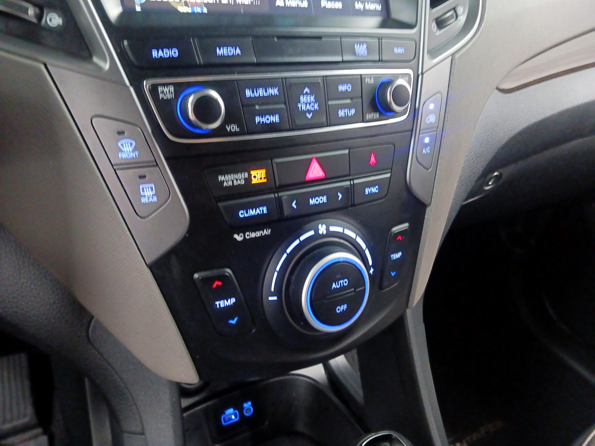 Thumbnail: 2017 Hyundai Santa Fe - 14