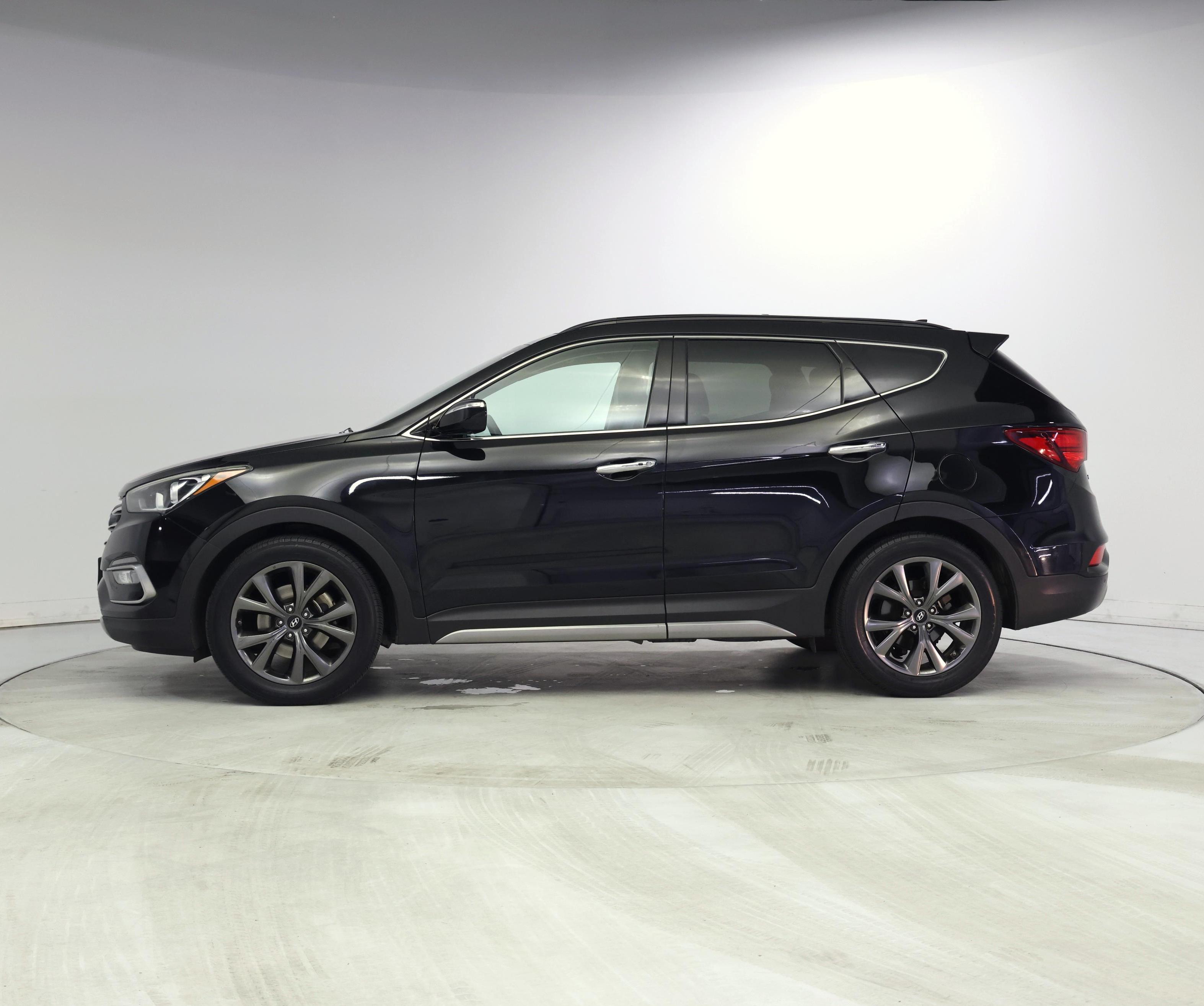 Thumbnail: 2017 Hyundai Santa Fe - 3